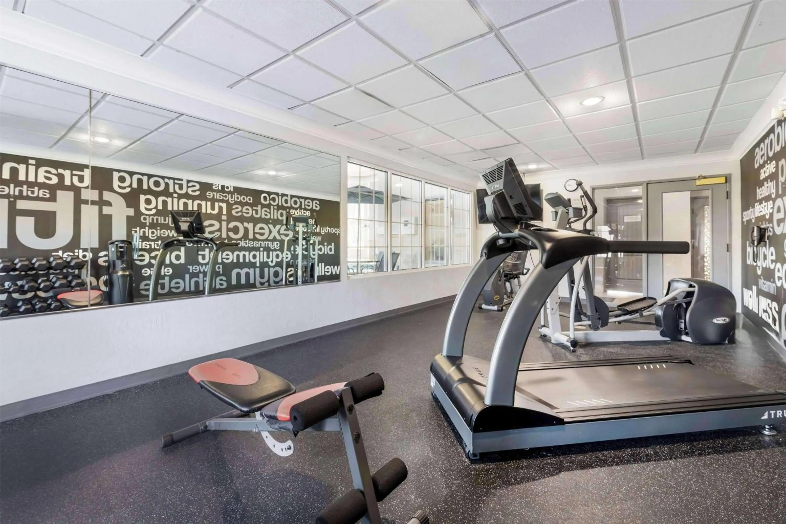 Fitness centre/facilities in Wyndham Garden Appleton