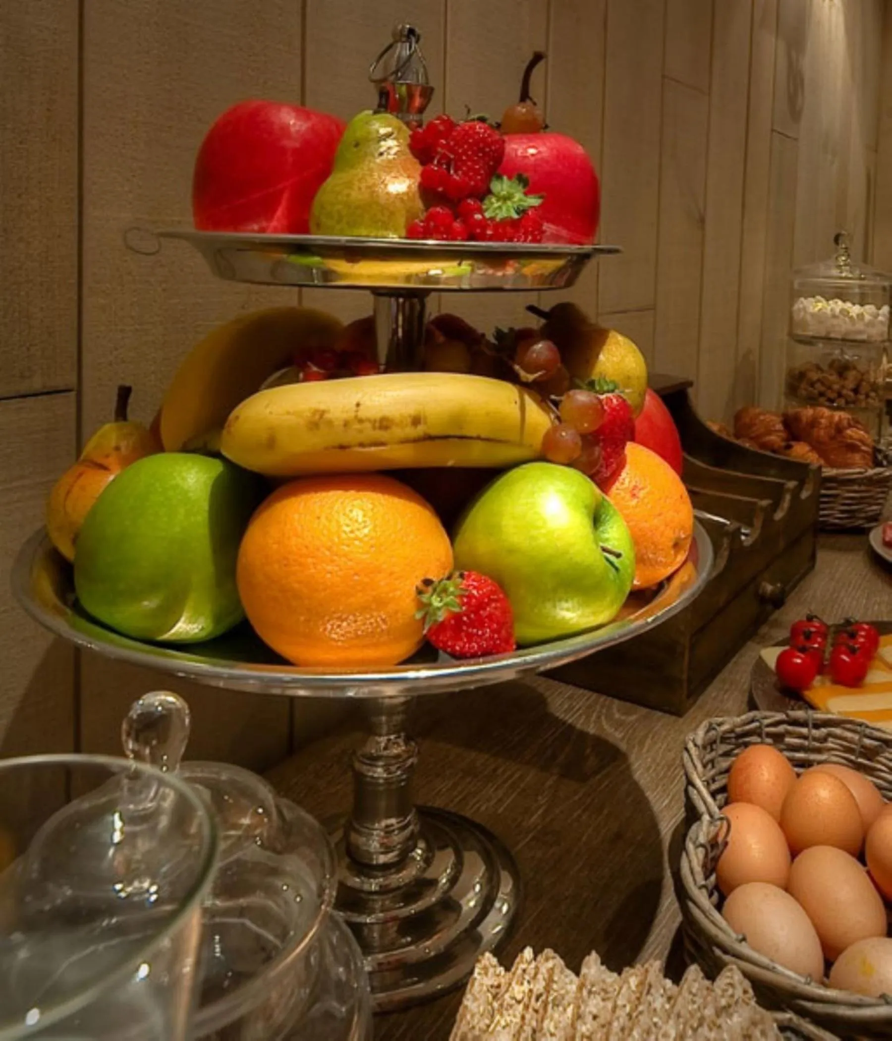 Food in Hotel Cluny Square