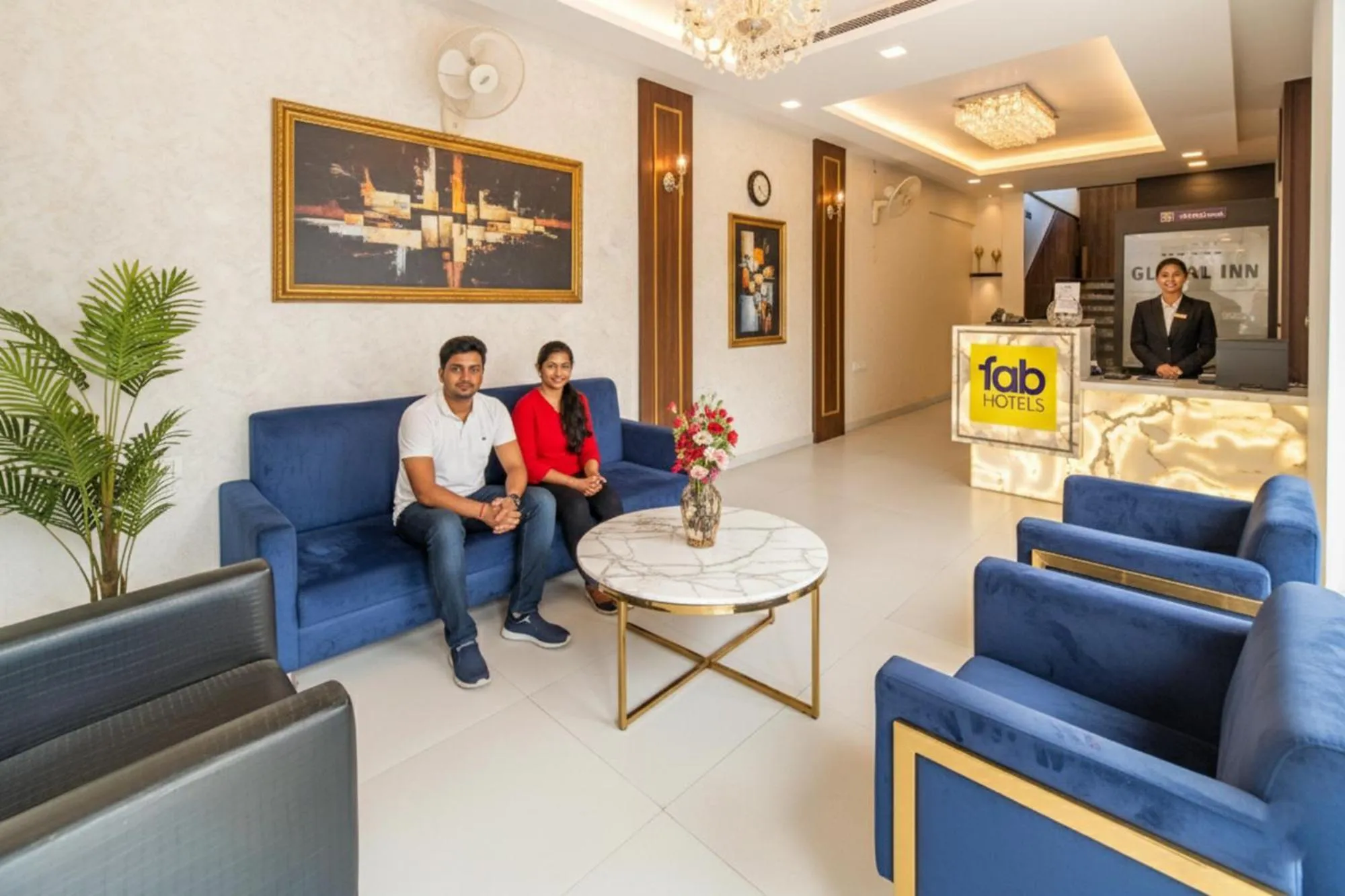 Lobby or reception in FabHotel Global Inn - Nr Sanjeevani Children's Hospital