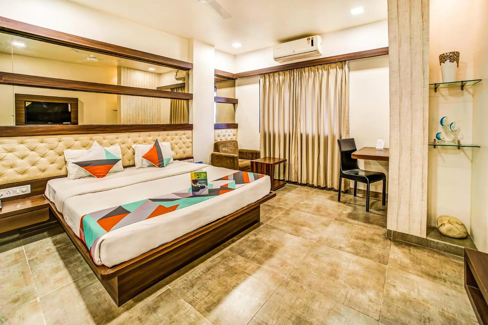 Bed in FabHotel Global Inn - Nr Sanjeevani Children's Hospital