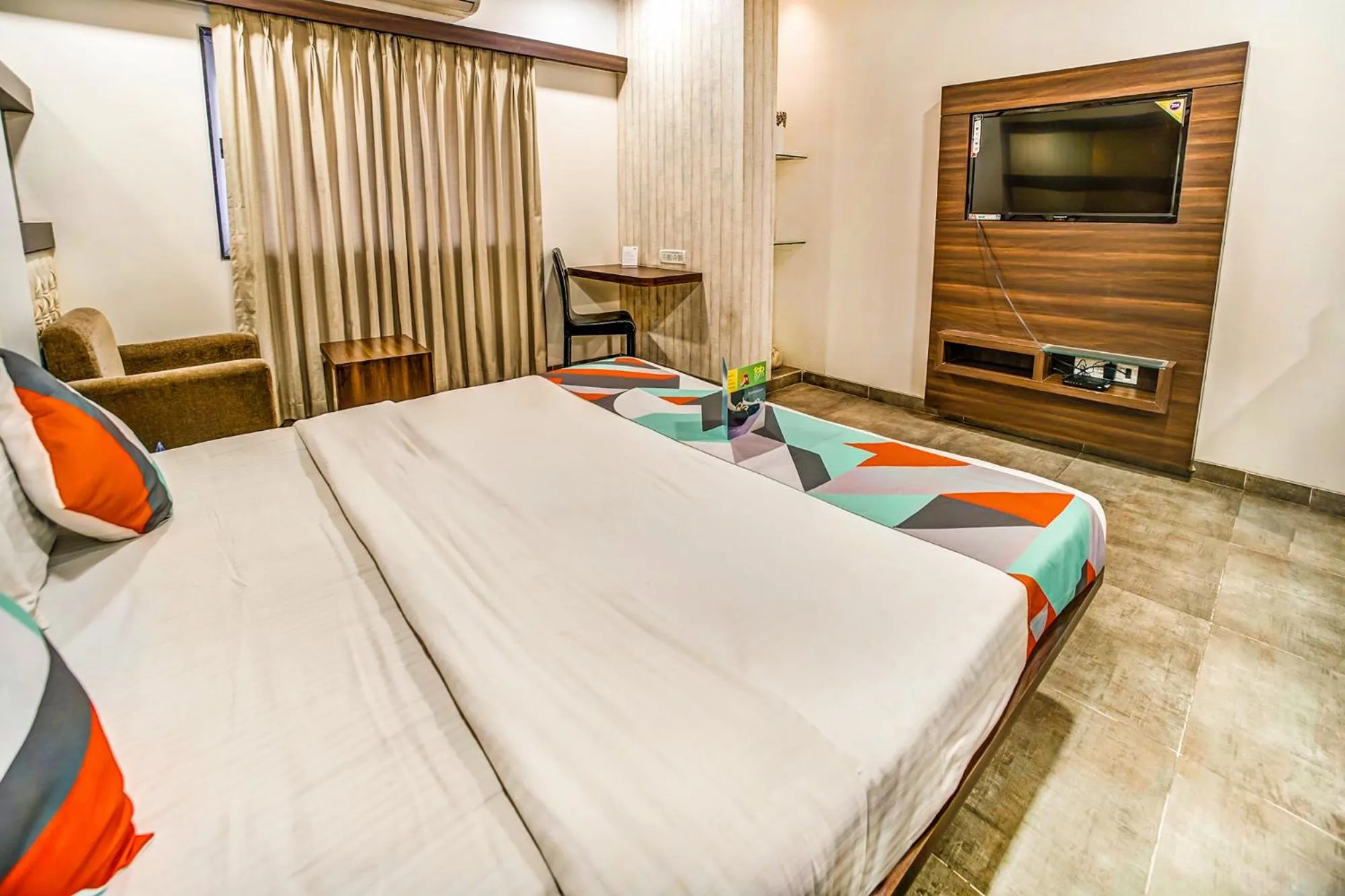Bed in FabHotel Global Inn - Nr Sanjeevani Children's Hospital