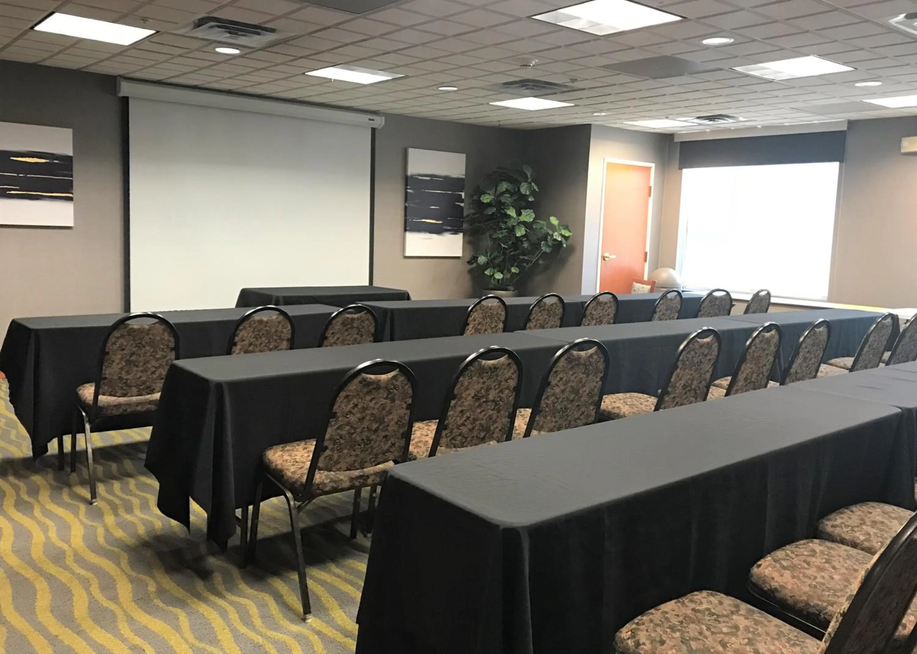 Property building in Wingate by Wyndham Columbia