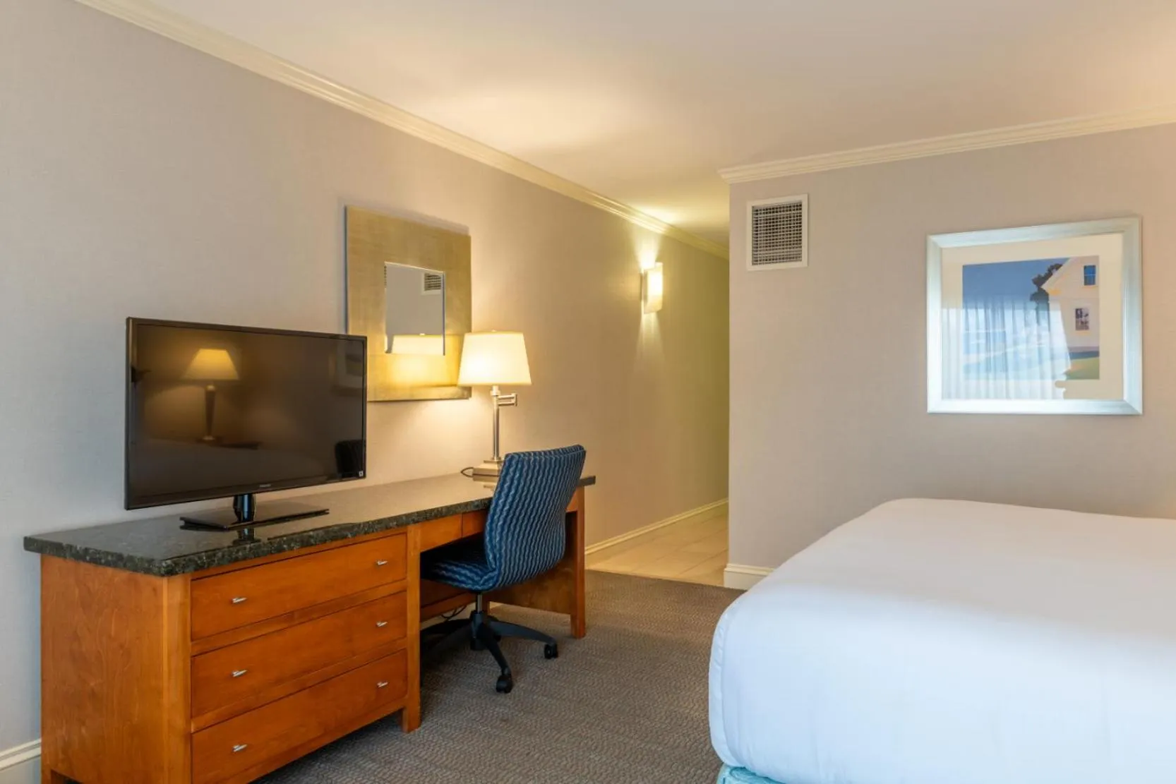 TV and multimedia, Bed in Gorges Grant Hotel