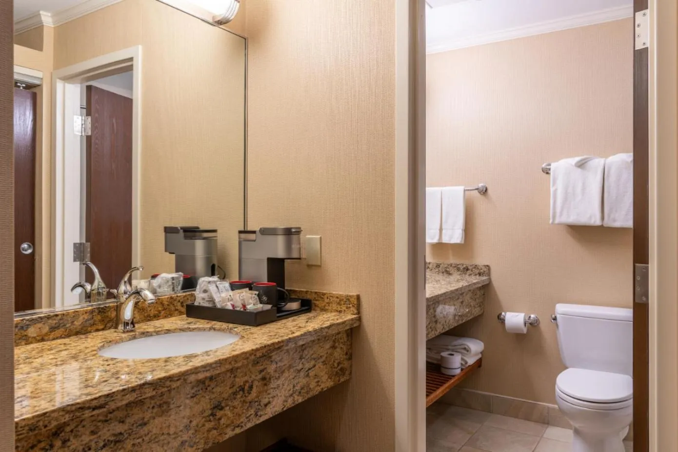 Bathroom in Gorges Grant Hotel