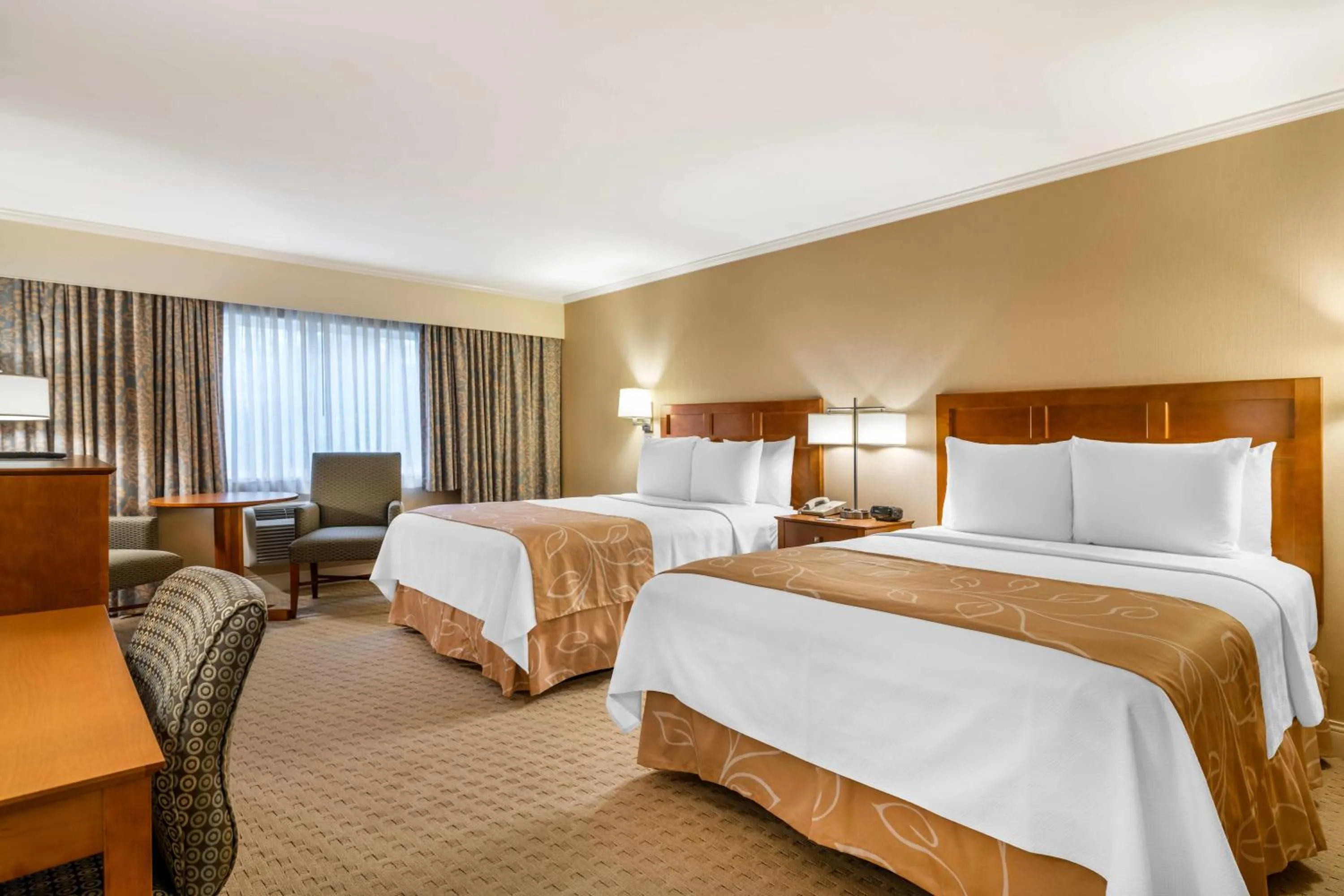 Bed in Gorges Grant Hotel