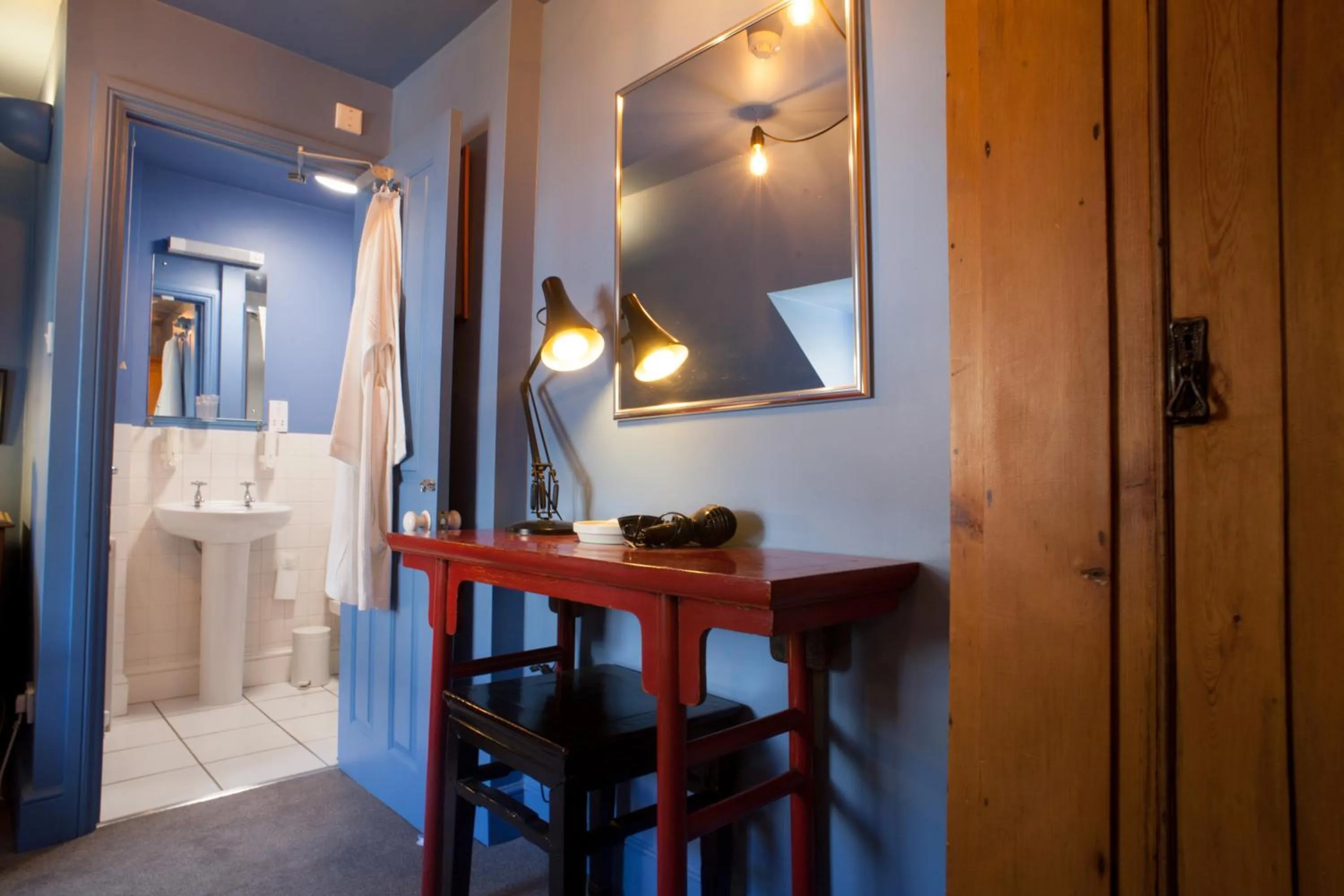 Bedroom in Hill View House