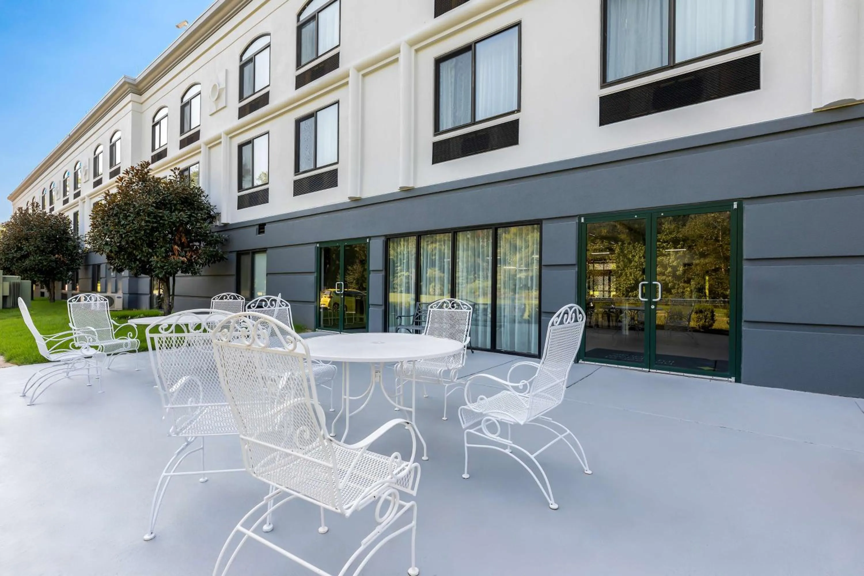 Patio in Wingate by Wyndham Tupelo