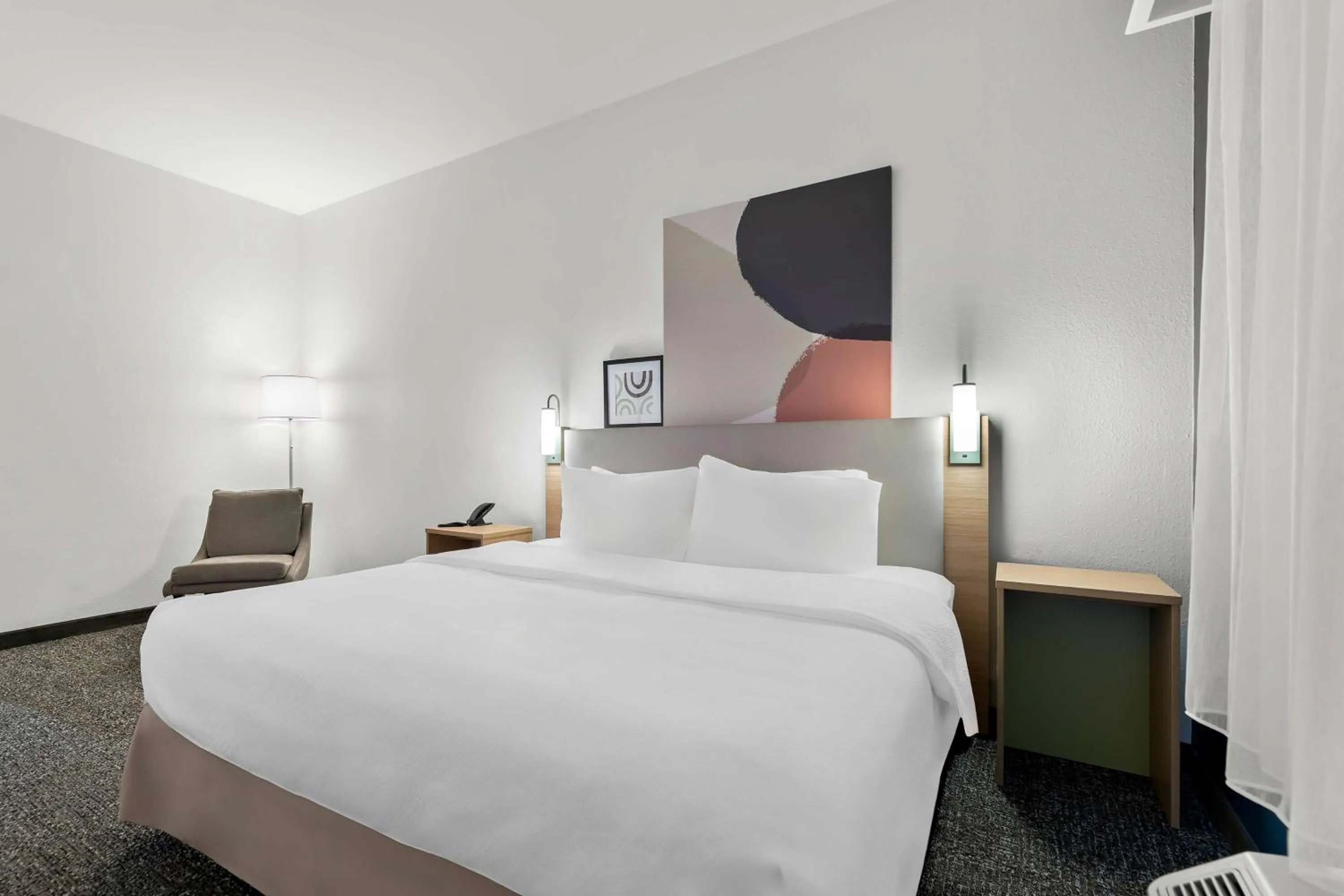 Bed in Wingate by Wyndham Tupelo