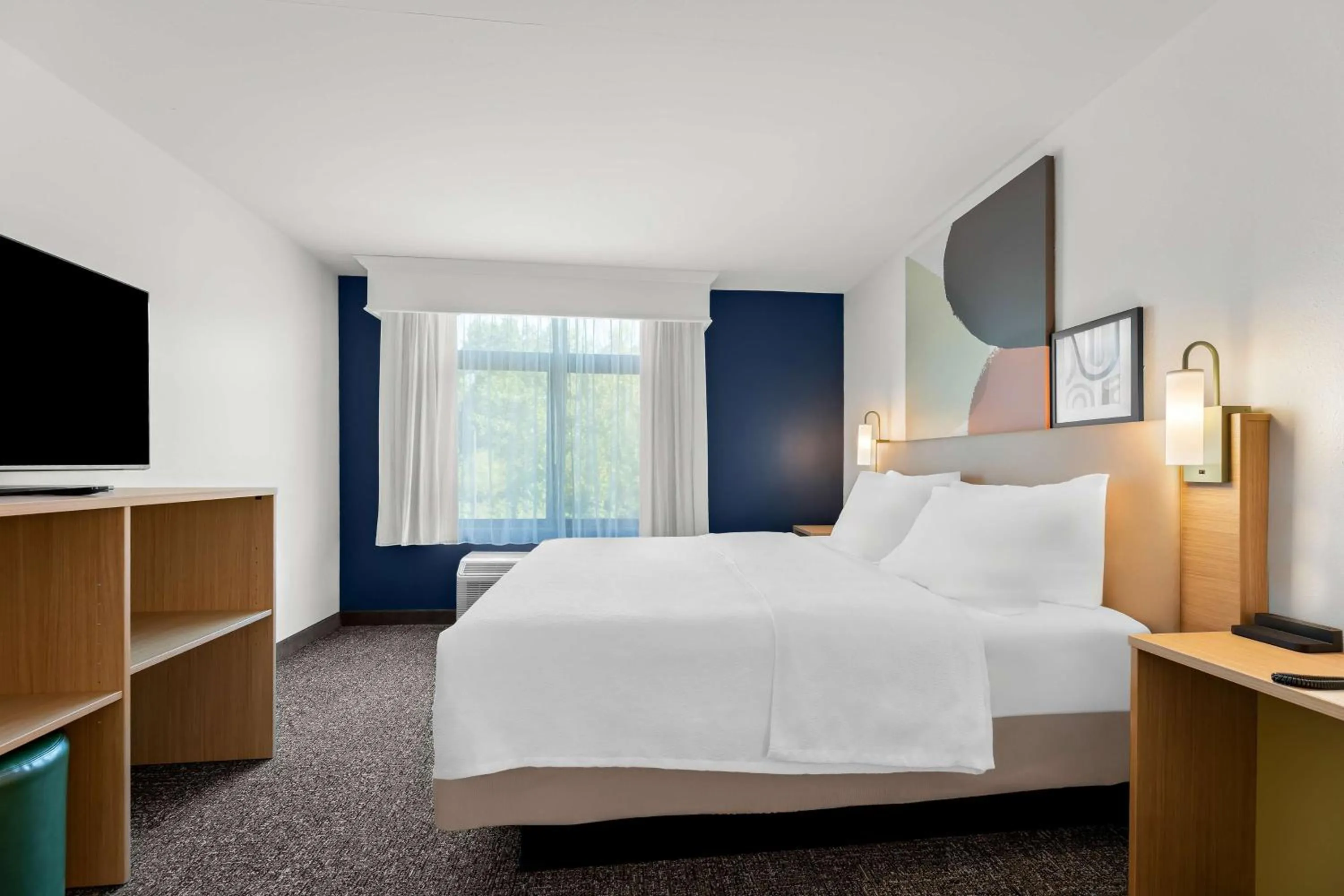 Bed in Wingate by Wyndham Tupelo