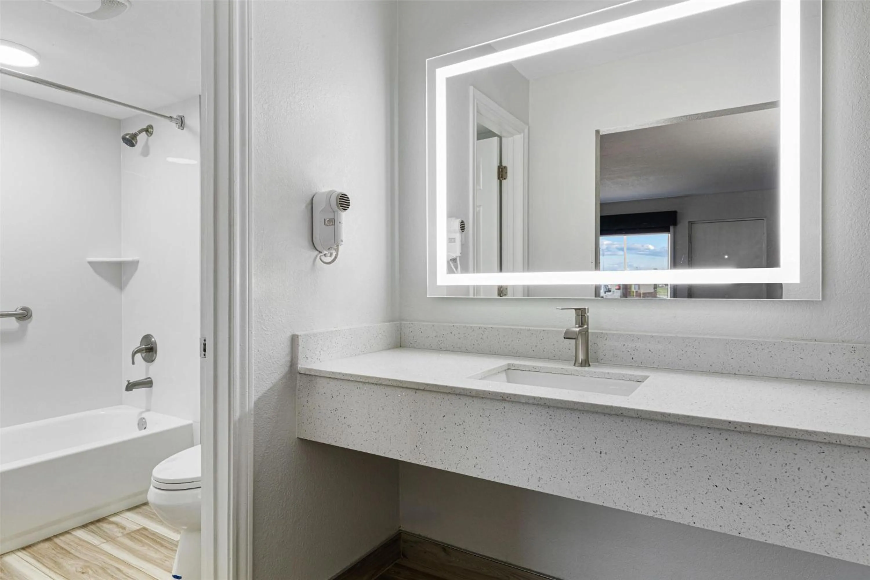 Bathroom in Best Western Canton Inn