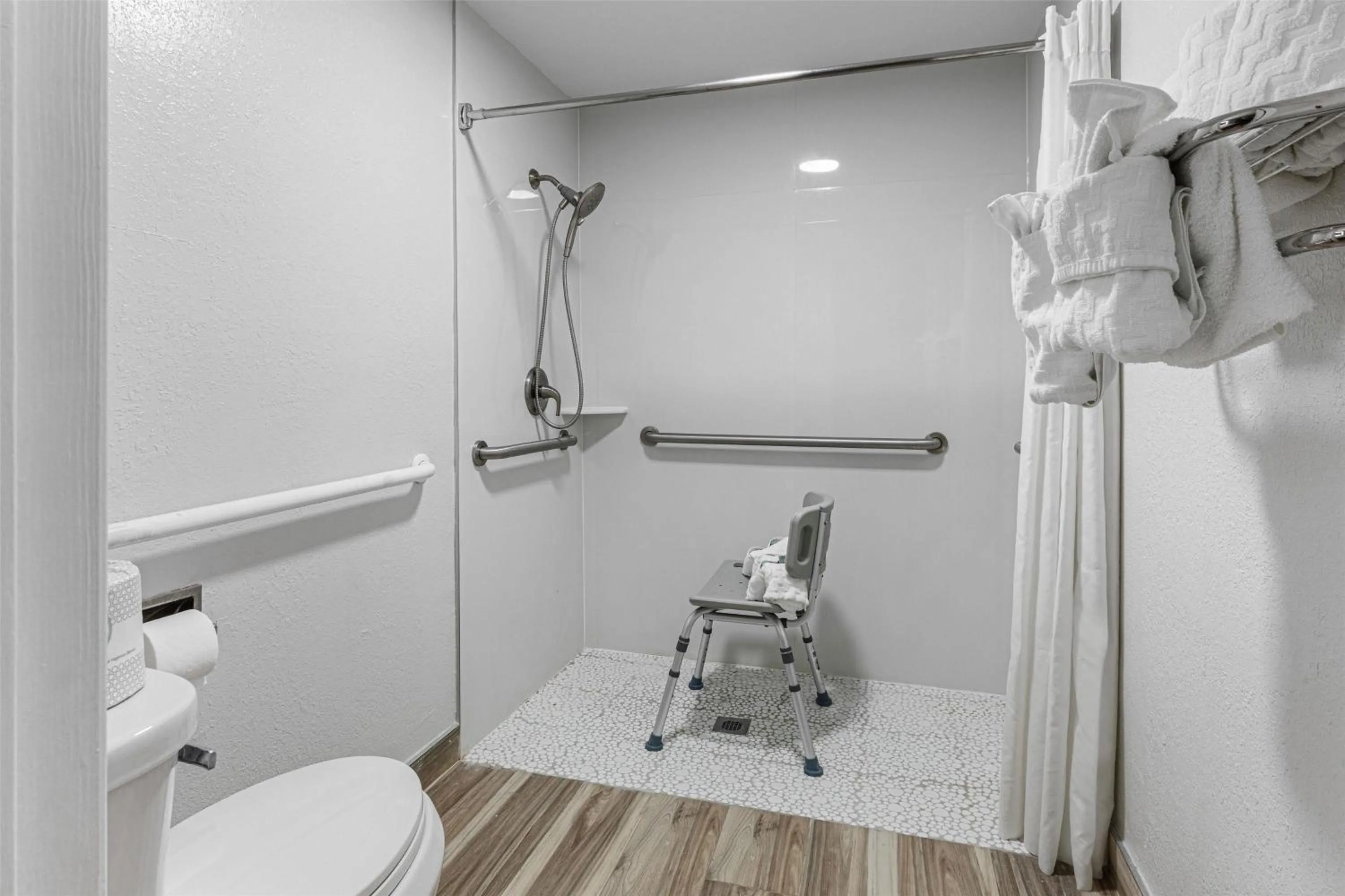 Bathroom in Best Western Canton Inn