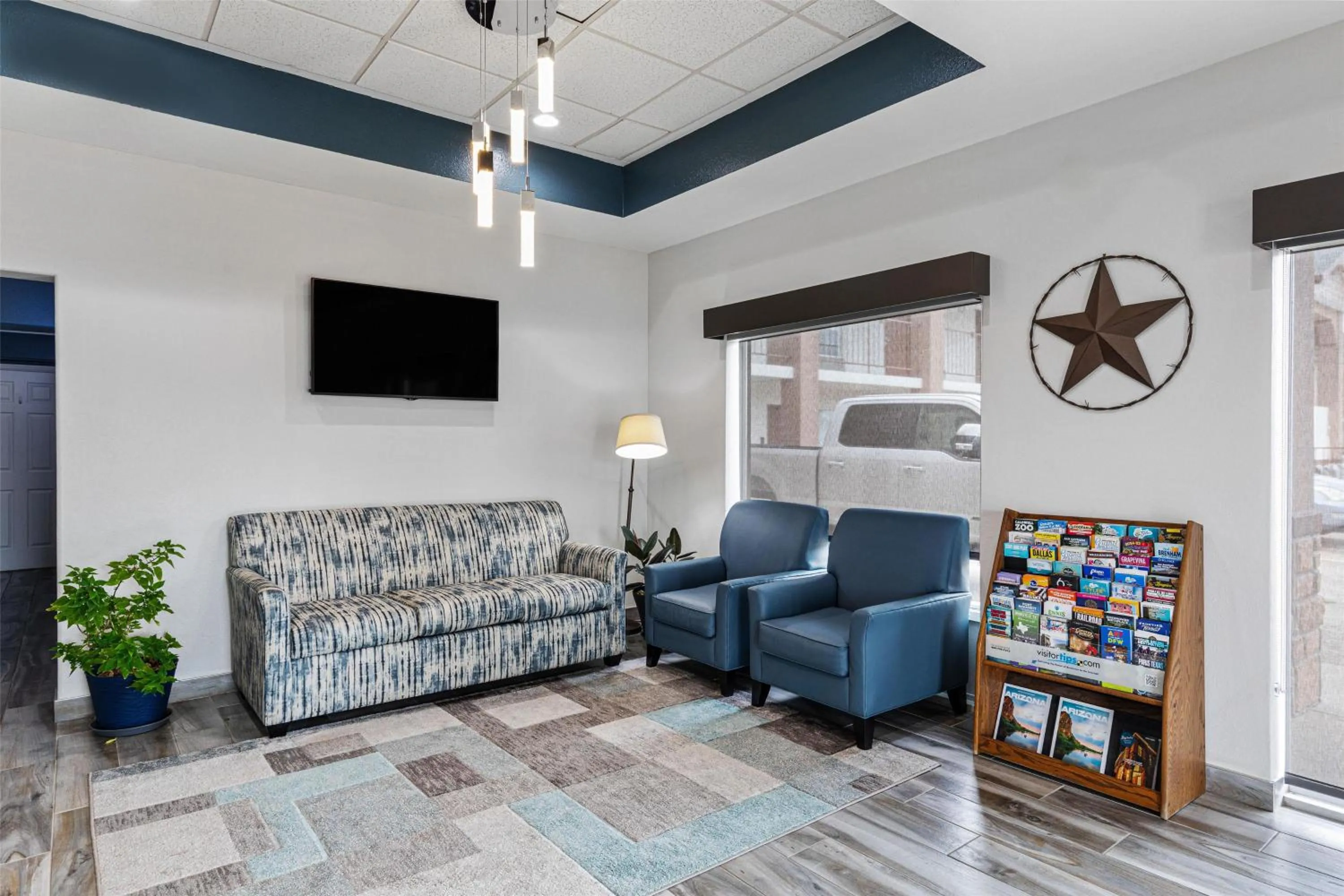 Lobby or reception in Best Western Canton Inn