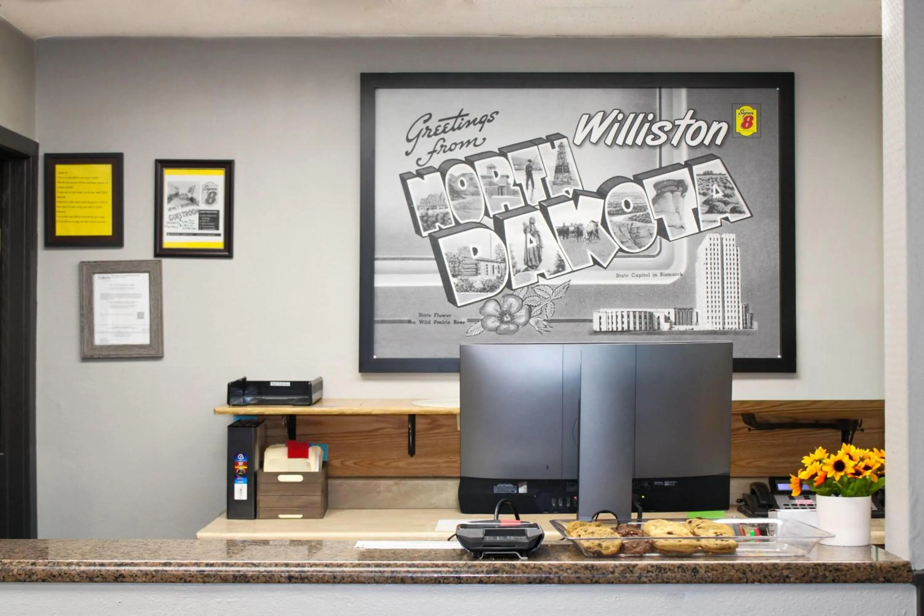 Lobby or reception in Super 8 by Wyndham Williston ND