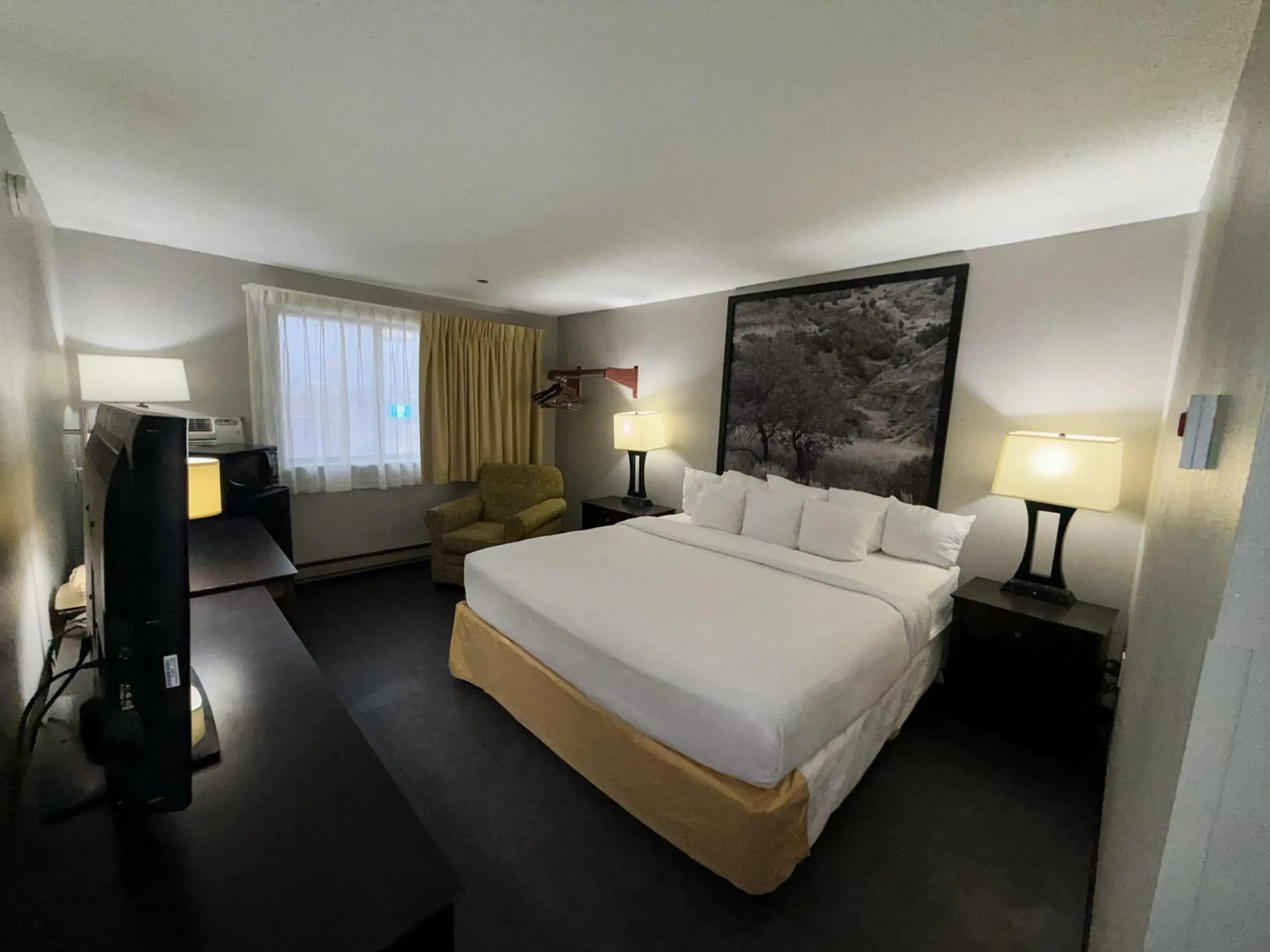 King Studio Suite - Non-Smoking in Super 8 by Wyndham Williston ND King Studio Suite - Non-Smoking in Super 8 by Wyndham Williston ND