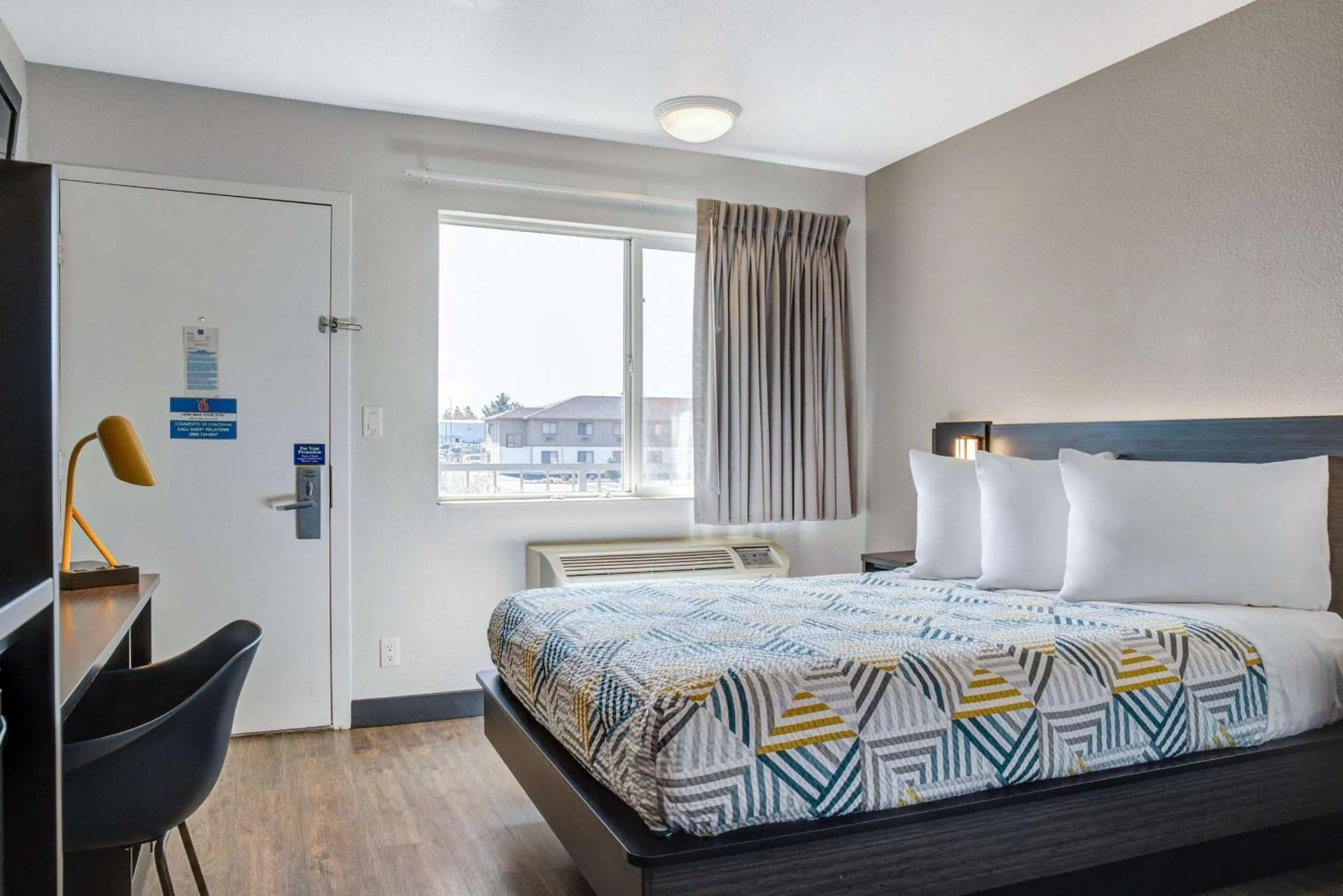 Bedroom, Bed in Motel 6-Carson City, NV