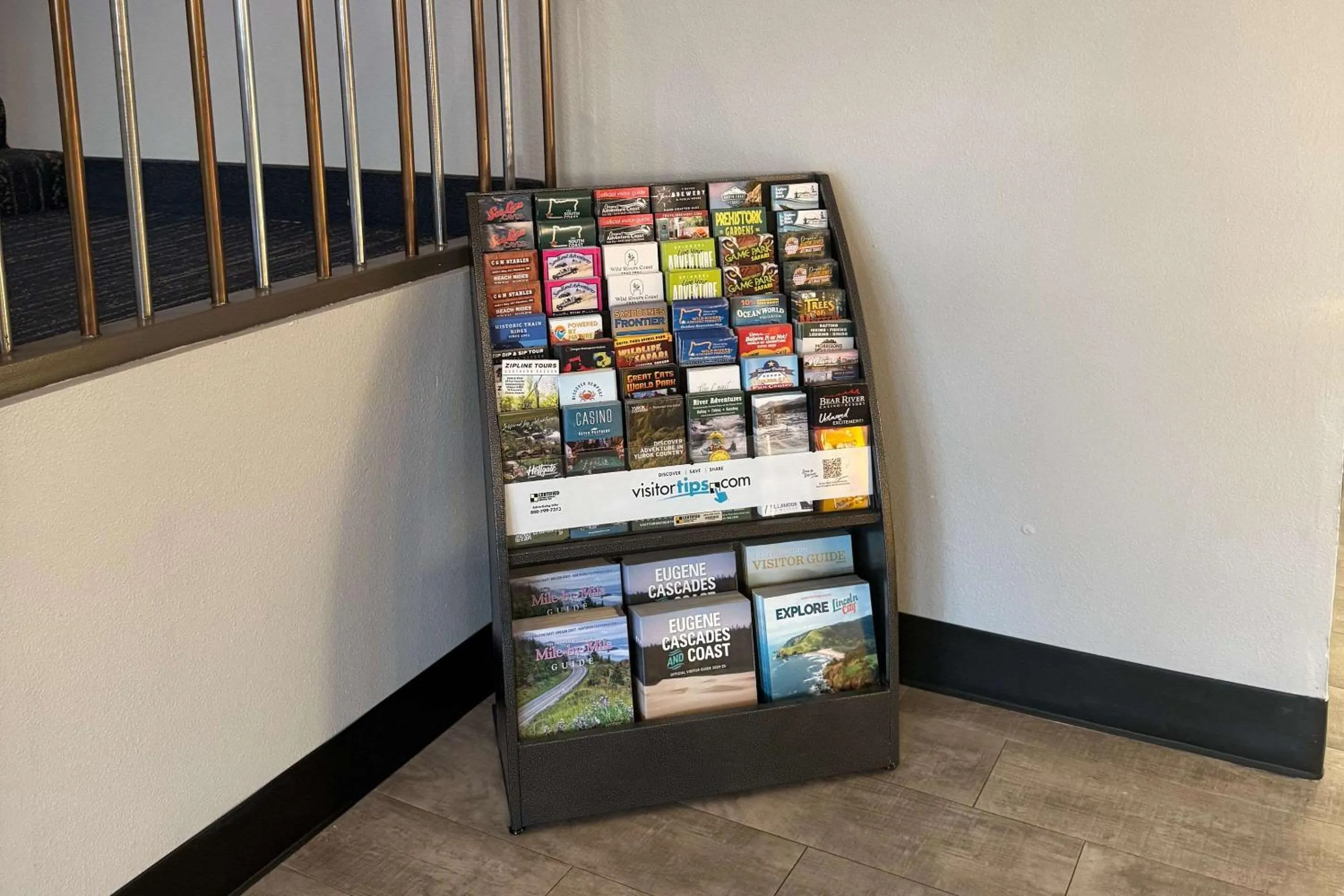 Lobby or reception in Edgewater Inn and Suites, an Ascend Collection Hotel