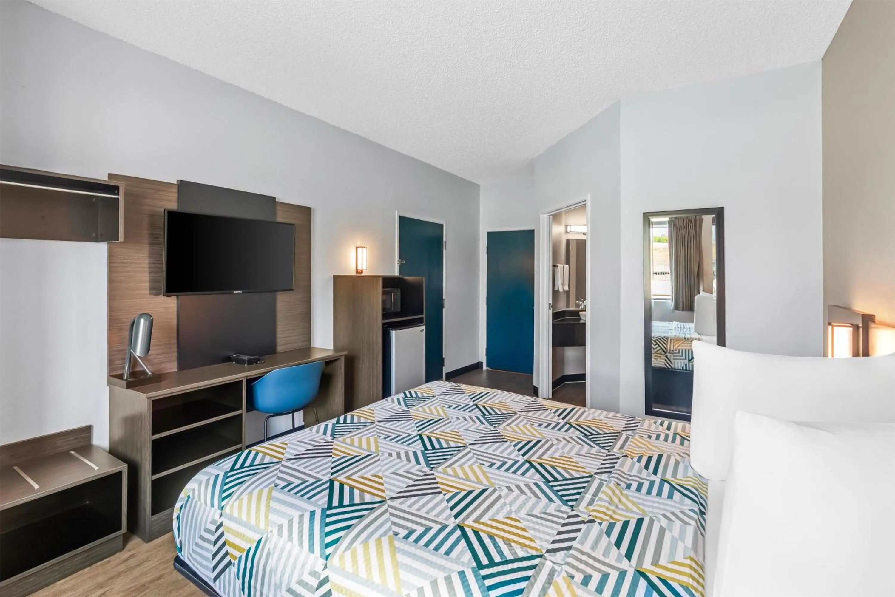 Bedroom, Bed in Motel 6-Killeen, TX