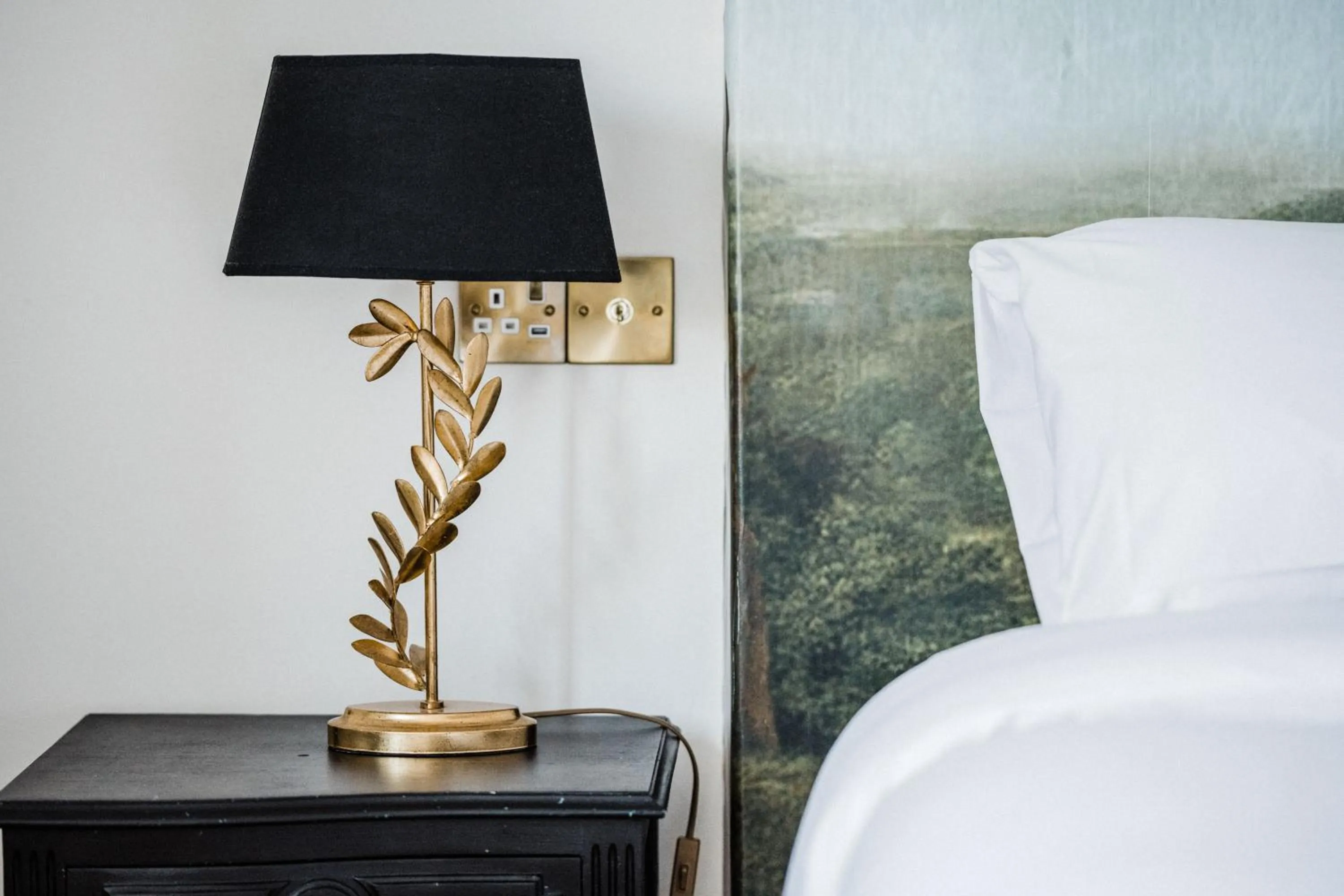 Bed in The Crooked Swan