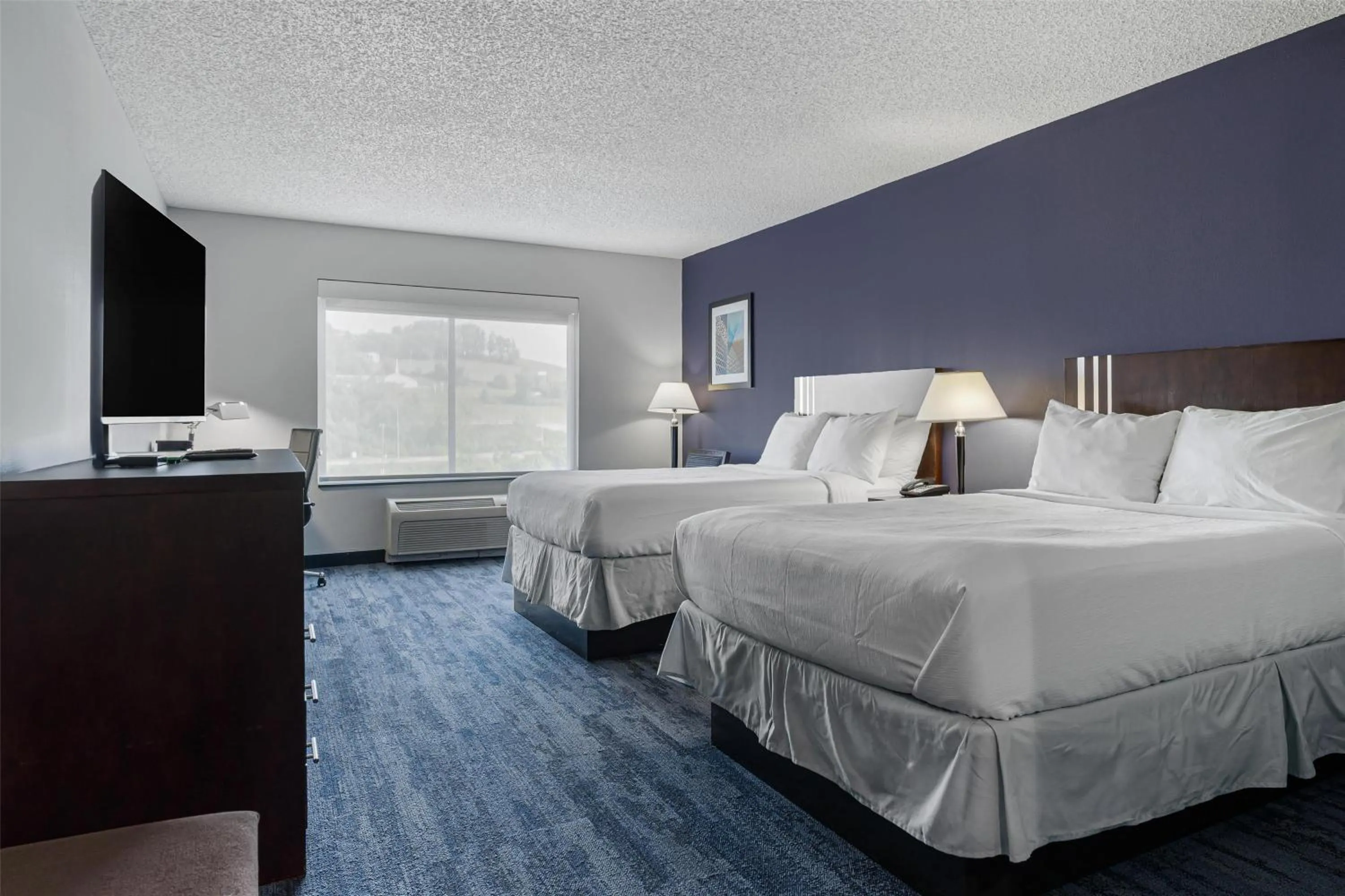 Bedroom, Bed in Best Western Garden Inn