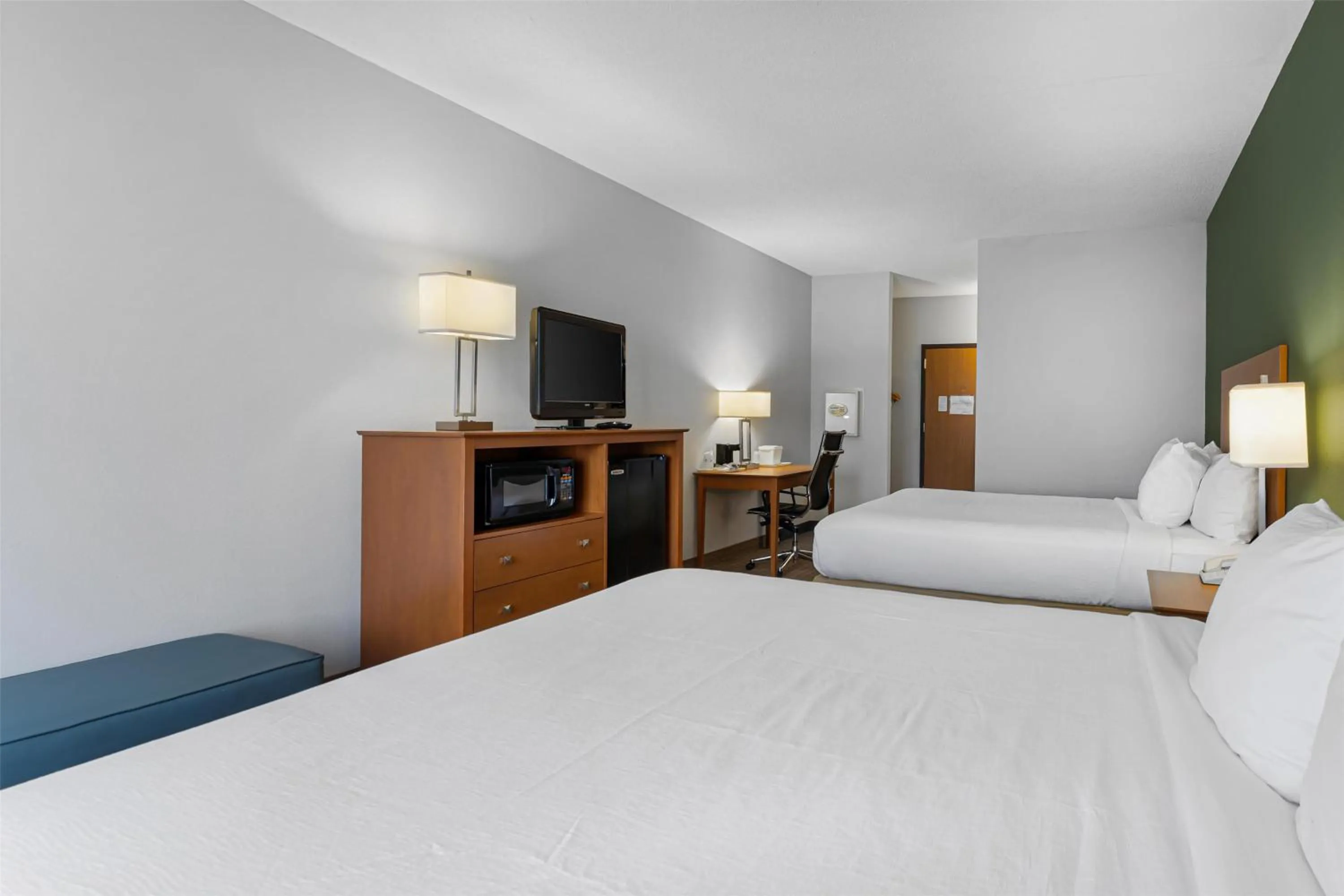 Bedroom, Bed in Best Western Garden Inn