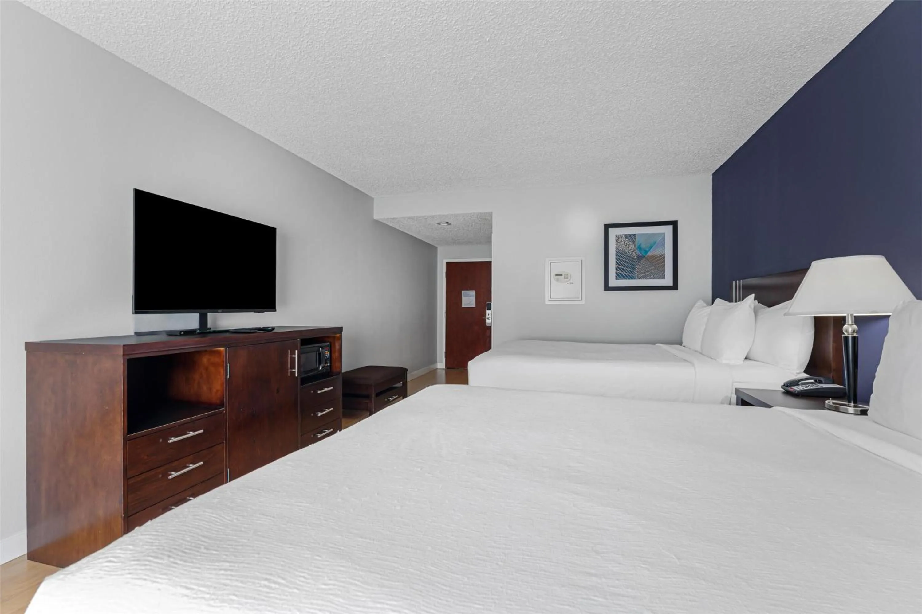 Bedroom, Bed in Best Western Garden Inn