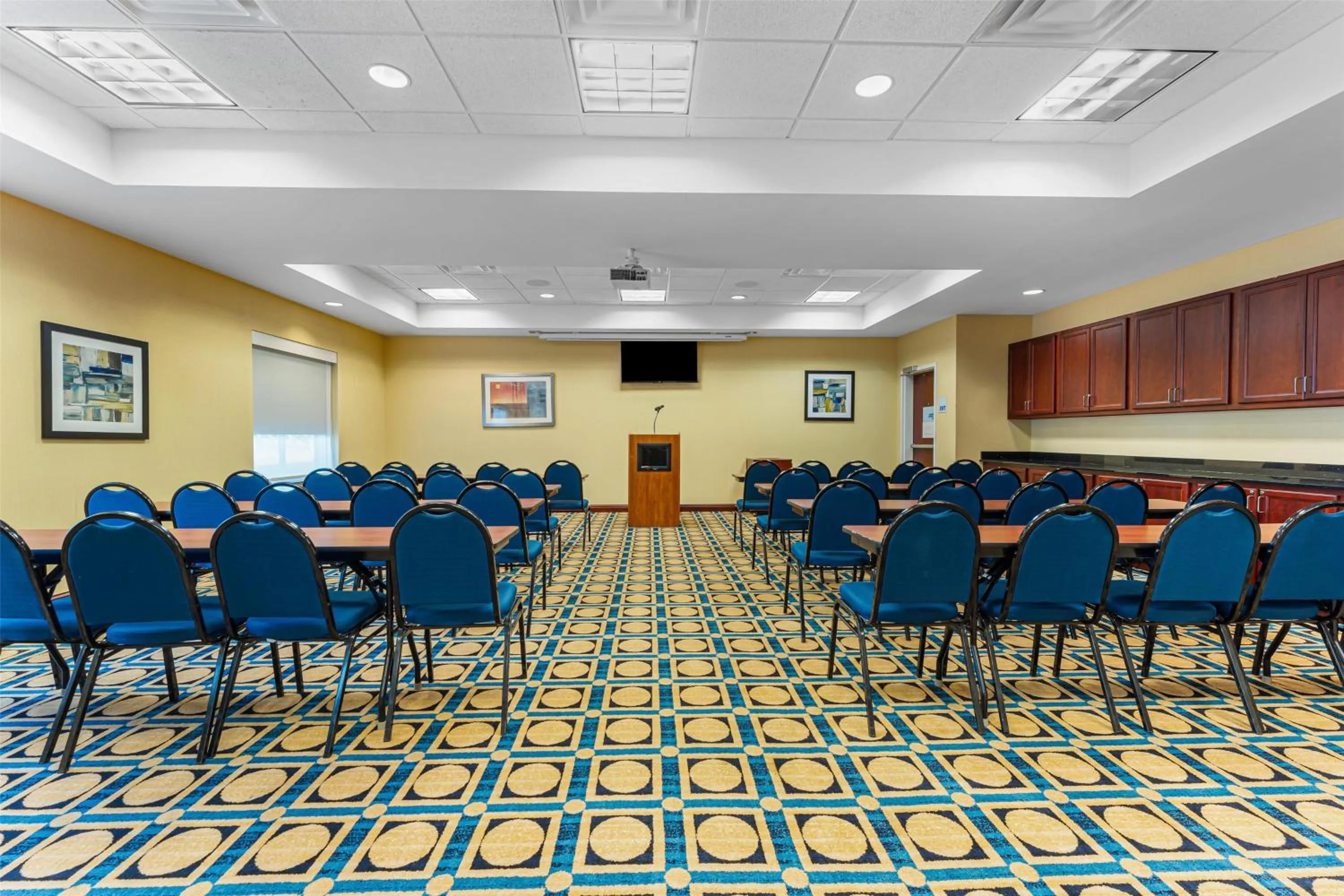 Meeting/conference room in Best Western Garden Inn