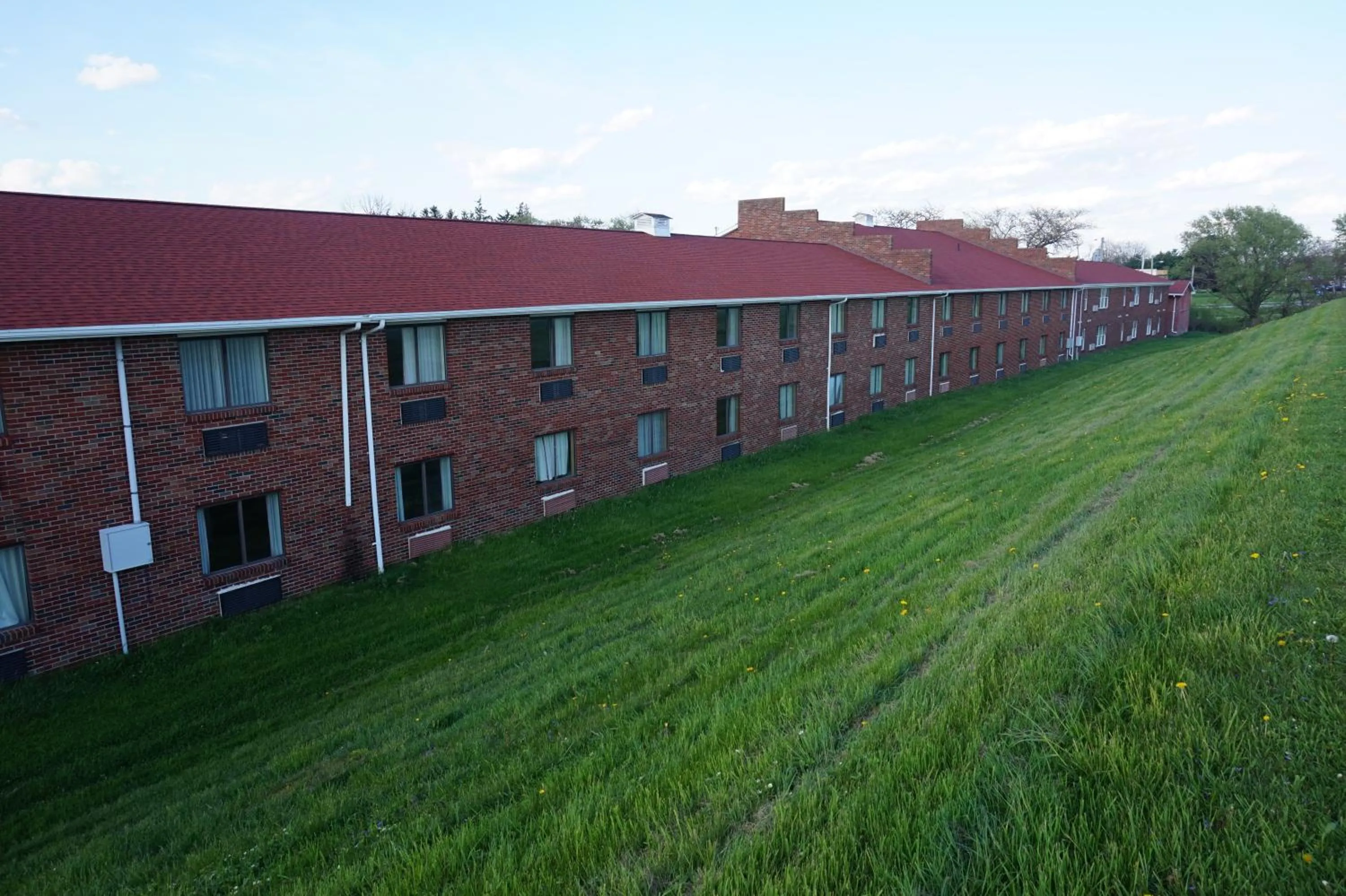 Property building in Bellevue Hotel and Suites