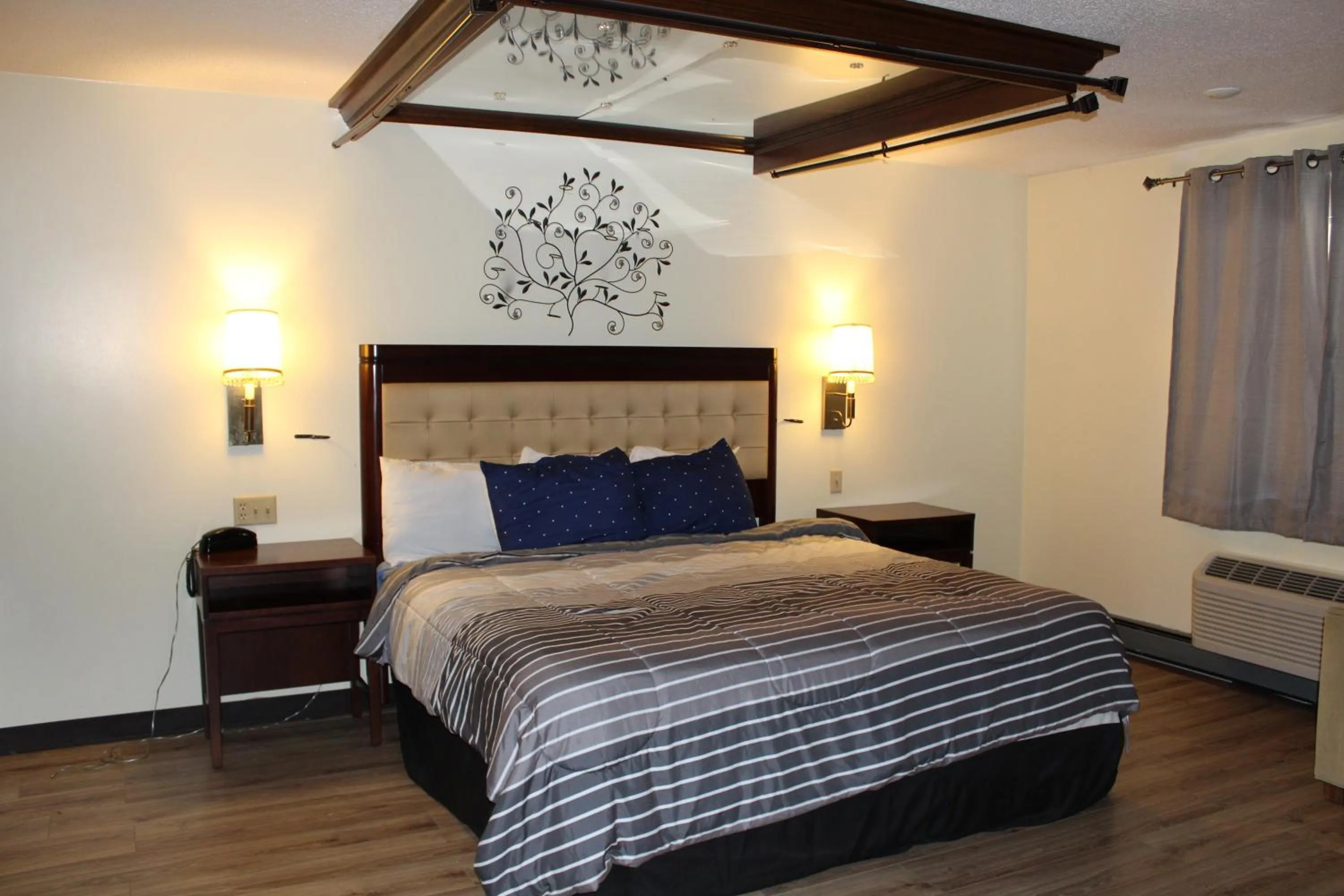 Bed in Bellevue Hotel and Suites