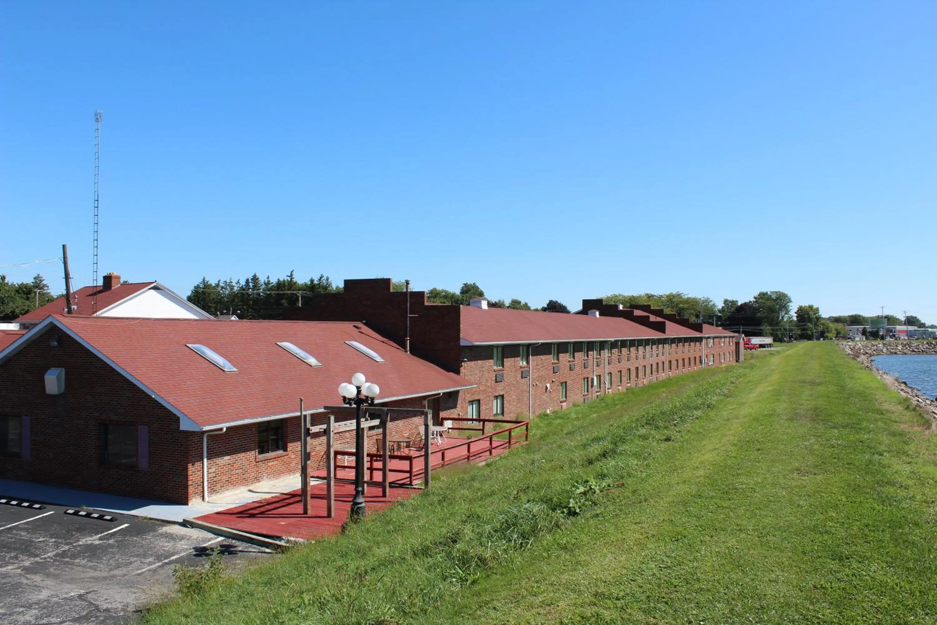 Bellevue Hotel and Suites