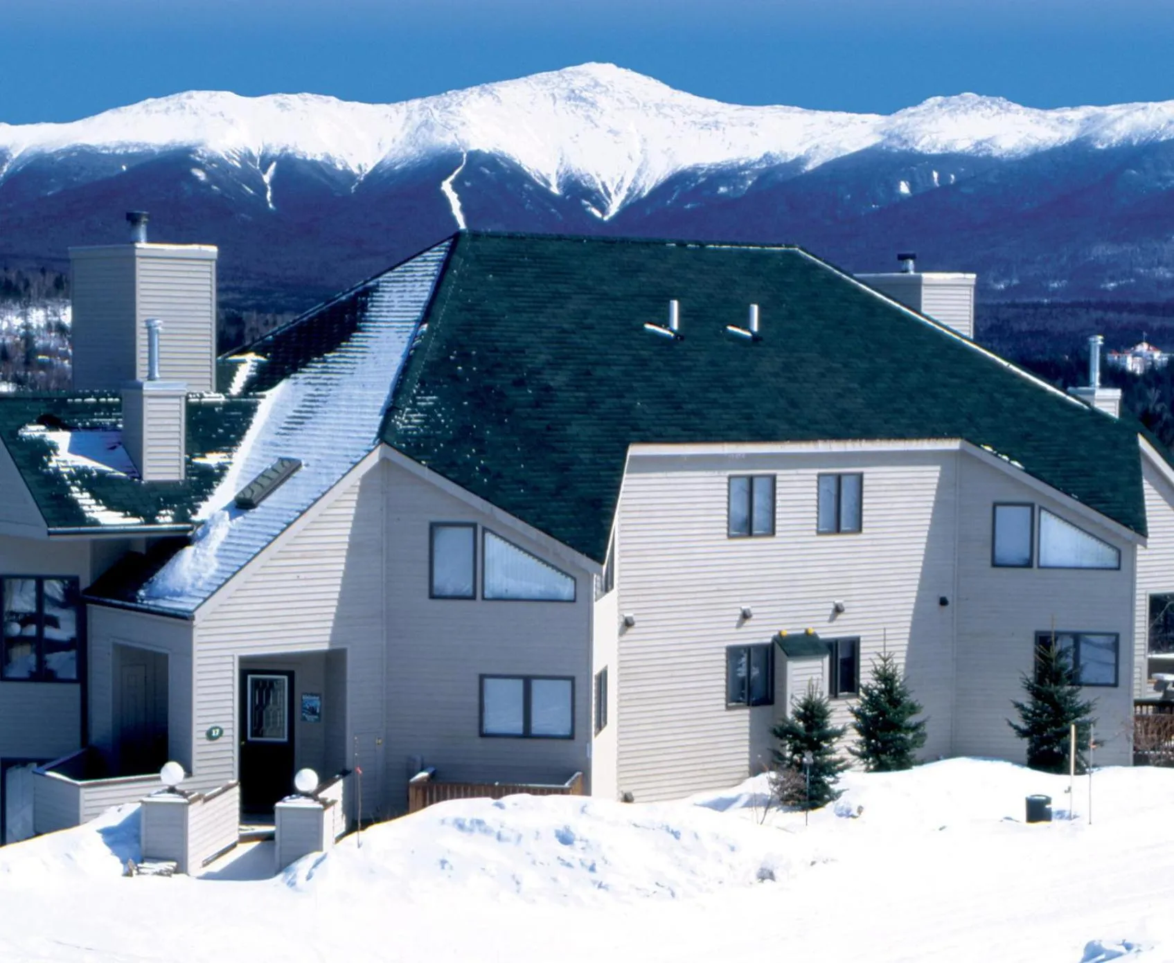 Property building in The Townhomes at Bretton Woods