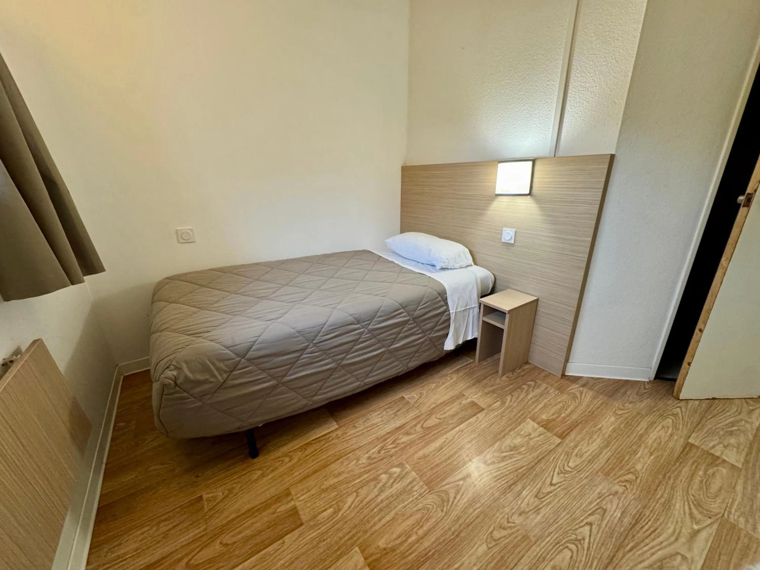 Photo of the whole room, Bed in Première Classe Rennes sud Est