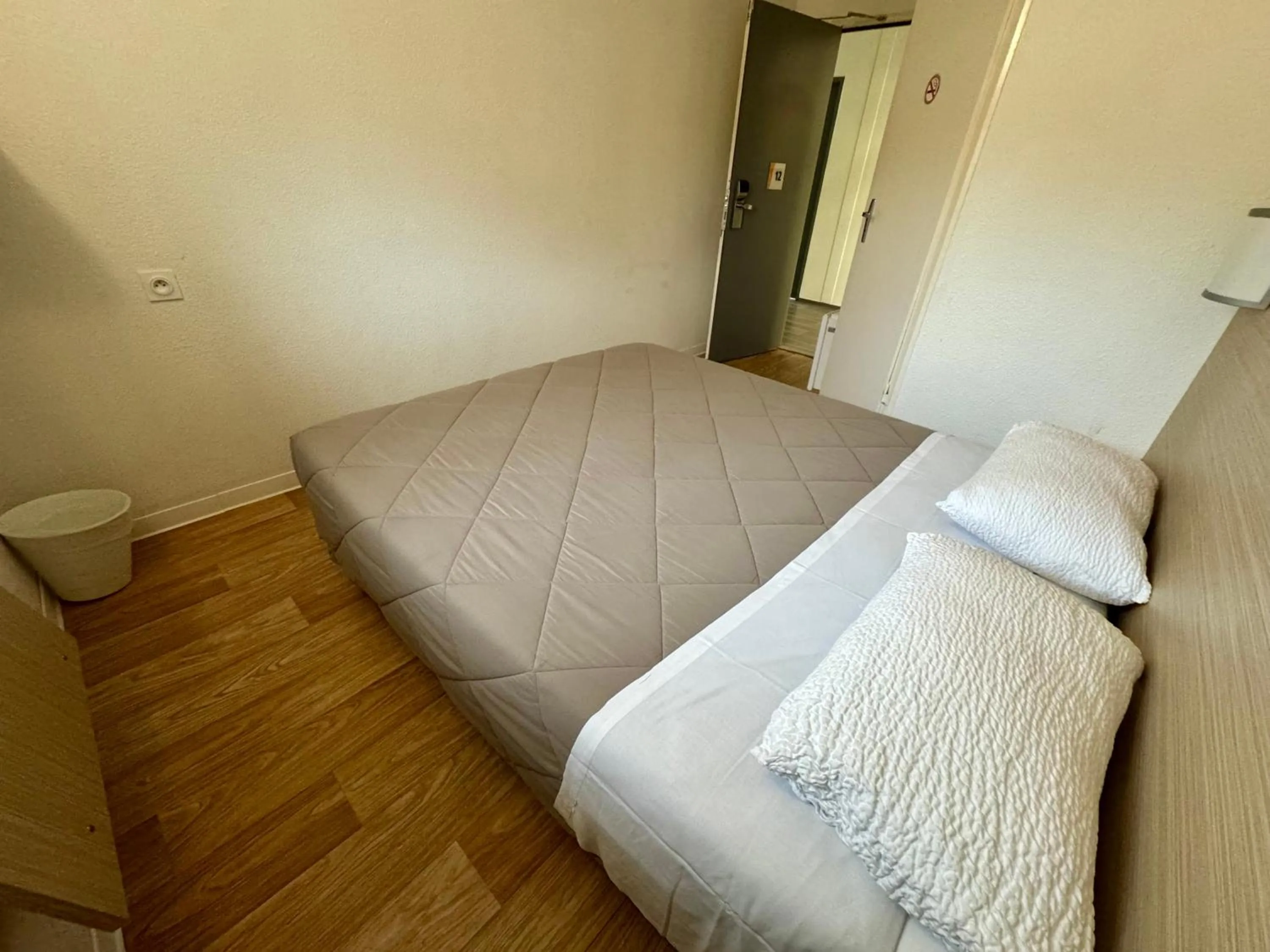 Bedroom, Bed in Première Classe Rennes sud Est