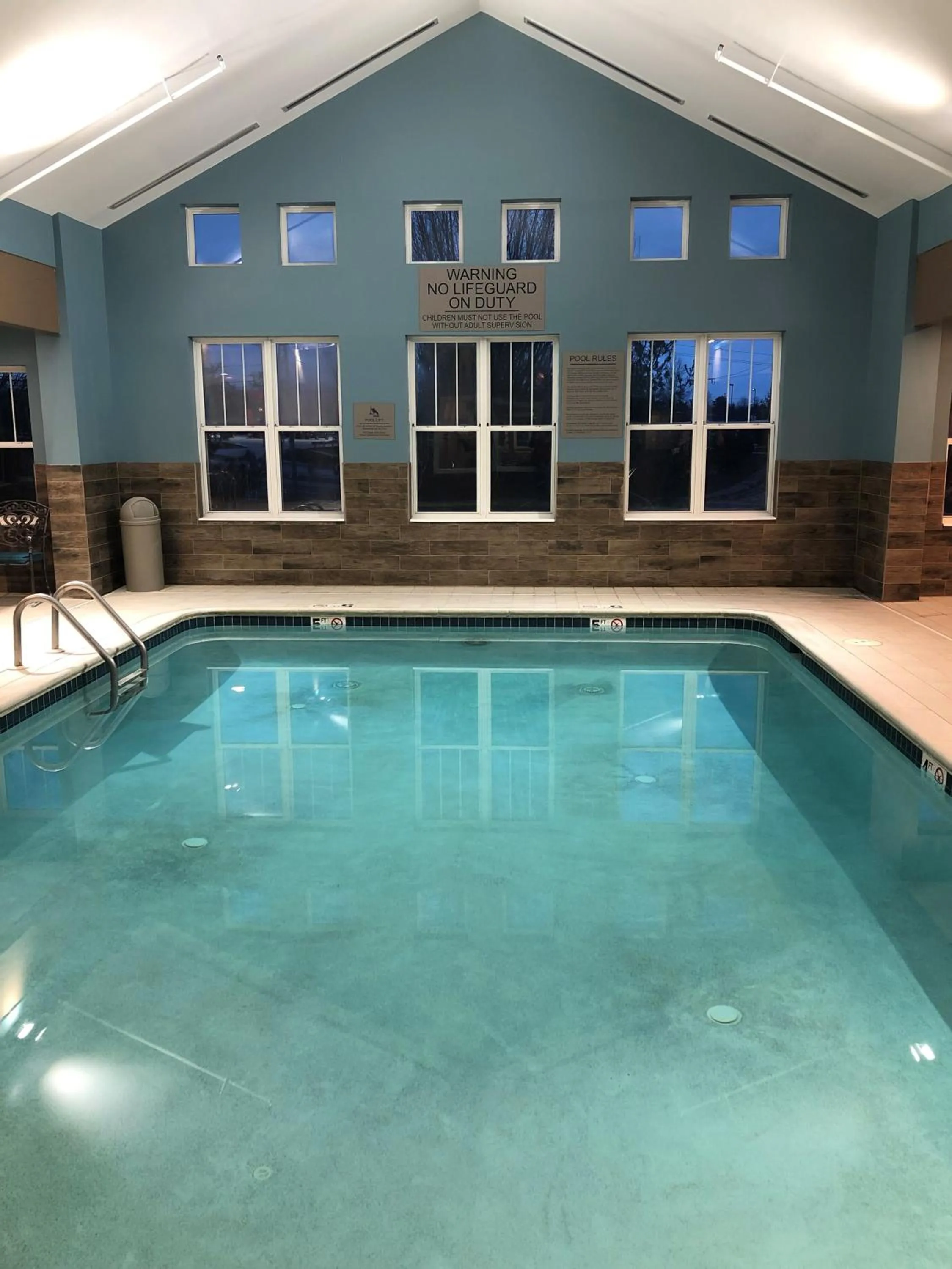 Pool view in Country Inn & Suites by Radisson, Gettysburg, PA