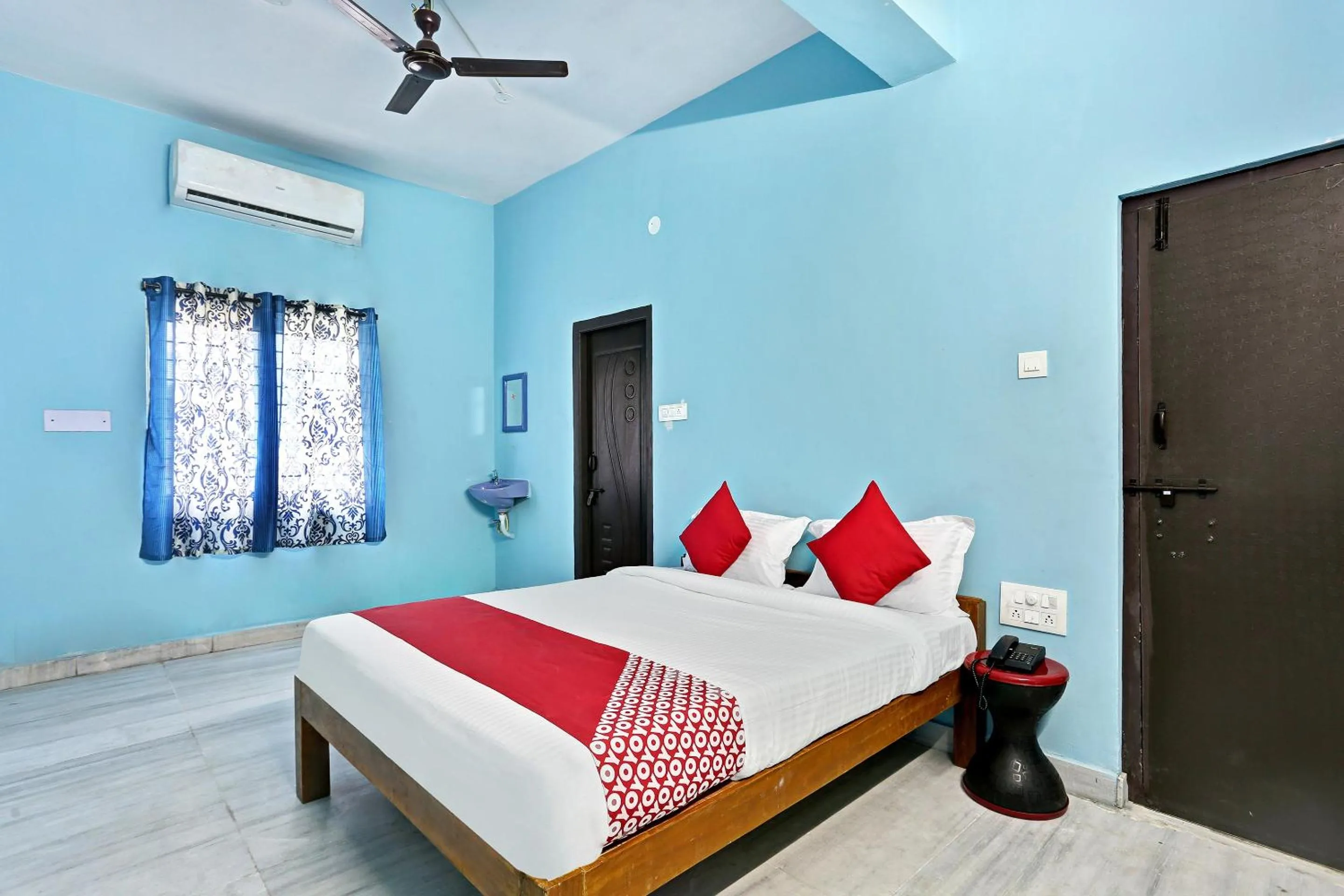 Bedroom, Bed in Hotel O Happi Stay Inn