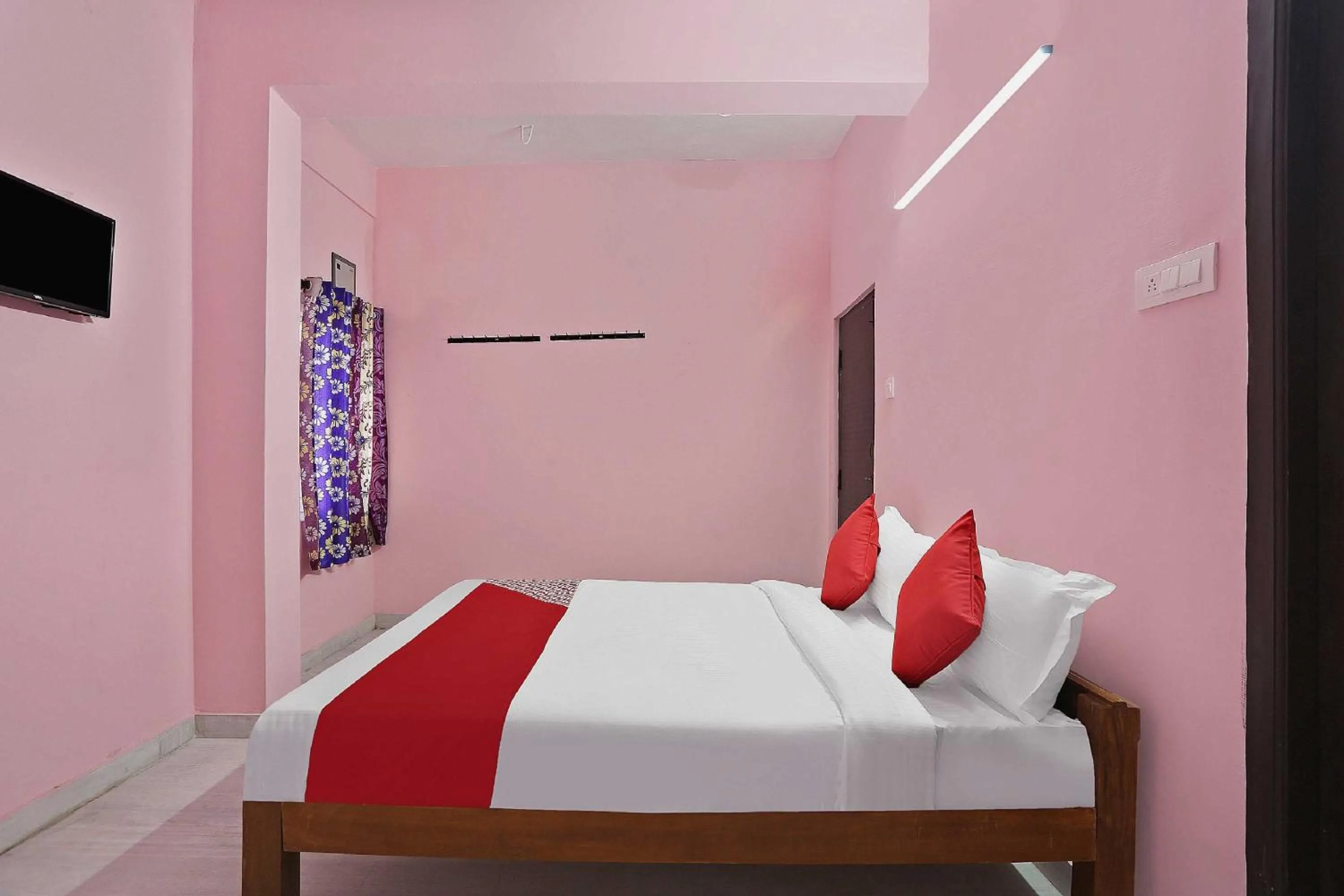 Bedroom, Bed in Hotel O Happi Stay Inn