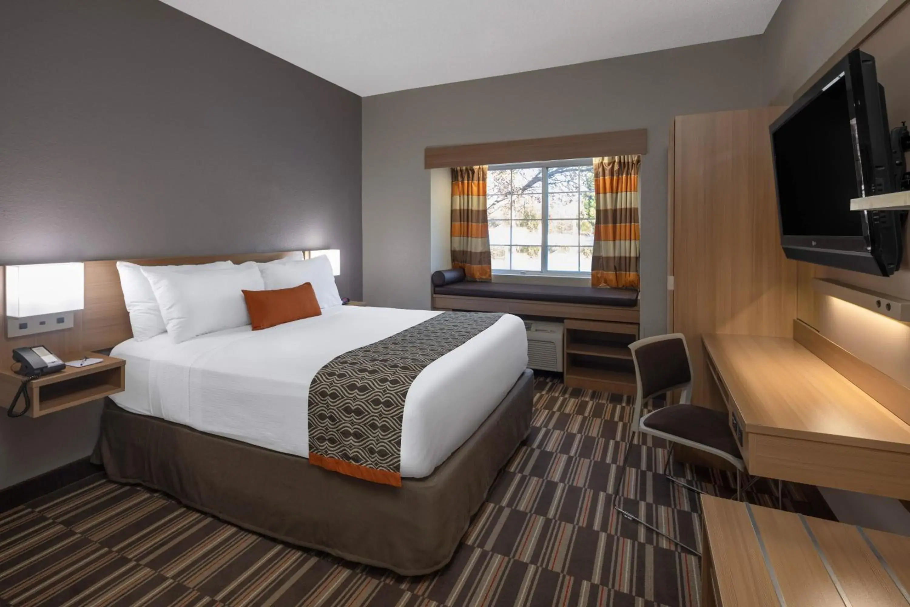 Queen Room - Disability Access/Non-Smoking in Microtel Inn & Suites by Wyndham Florence Queen Room - Disability Access/Non-Smoking in Microtel Inn & Suites by Wyndham Florence