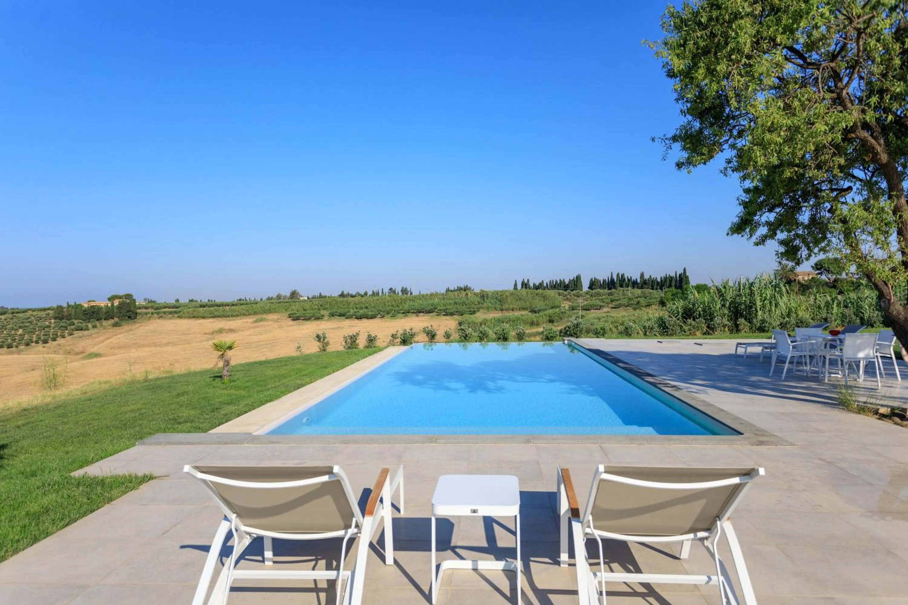 Swimming pool in Torre Bonera. Green Resort