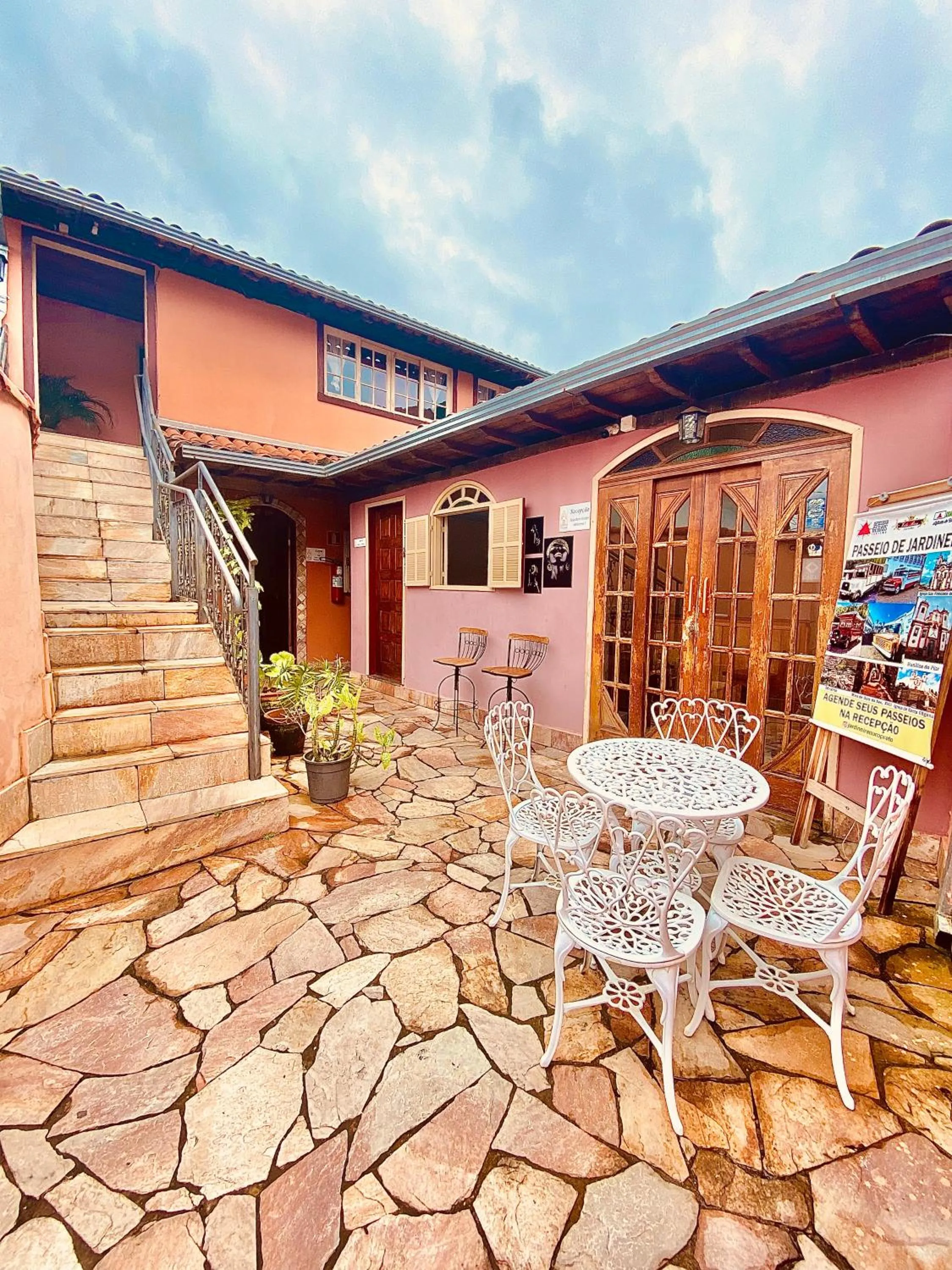 Facade/entrance in Hospedaria Vila Rica - 1 km do centro histórico