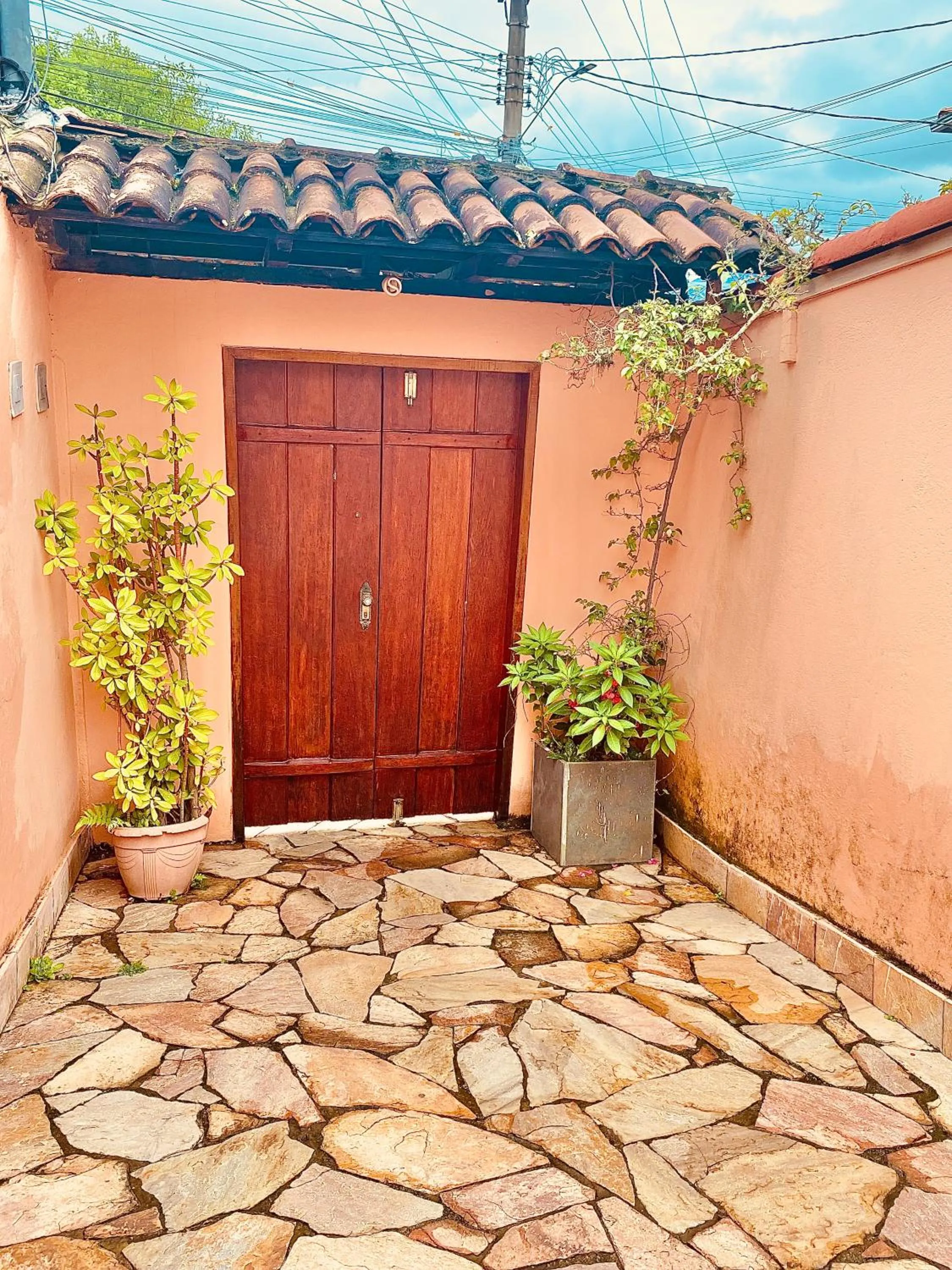 Facade/entrance in Hospedaria Vila Rica - 1 km do centro histórico