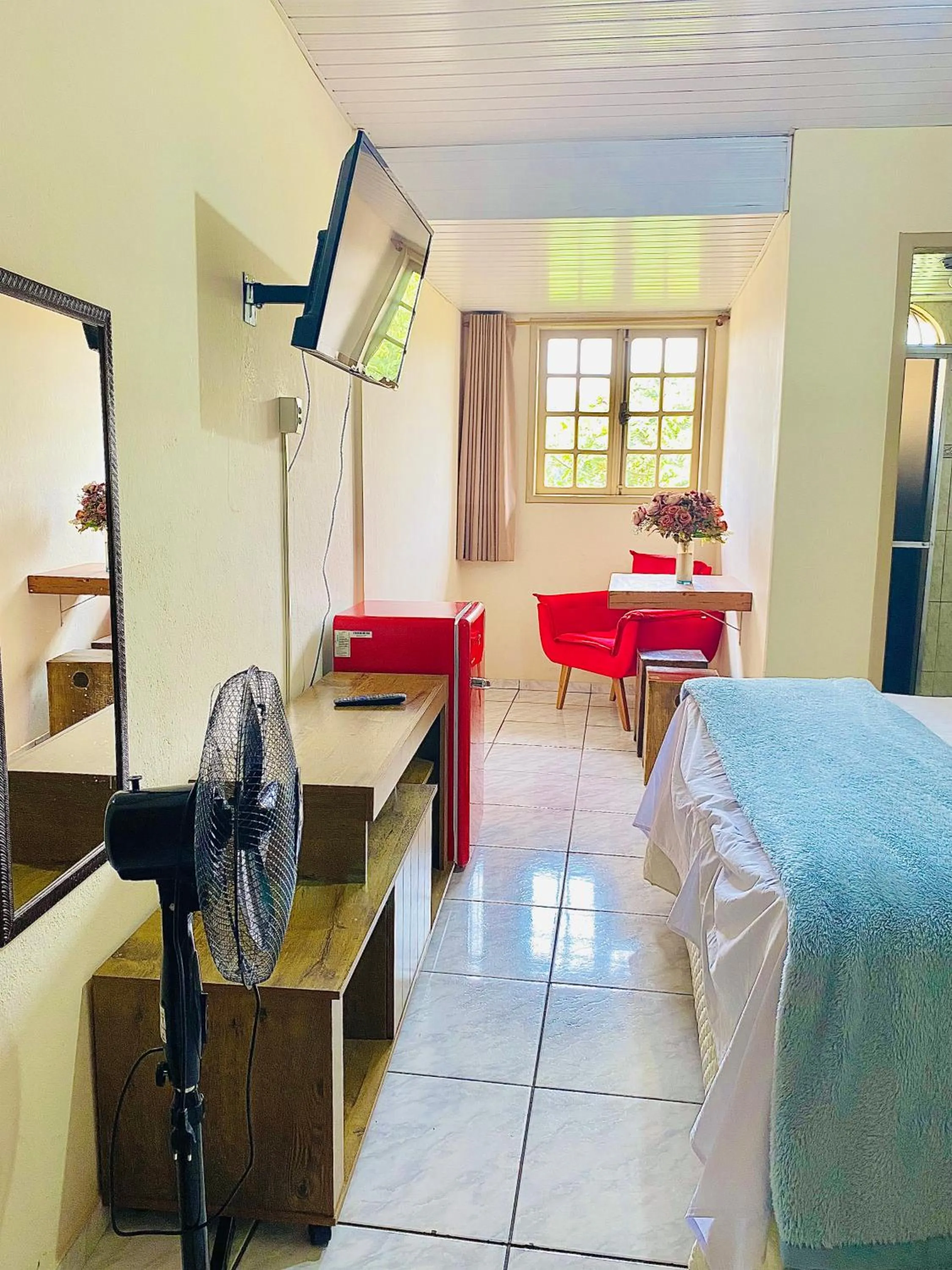 Photo of the whole room, Bed in Hospedaria Vila Rica - 1 km do centro histórico