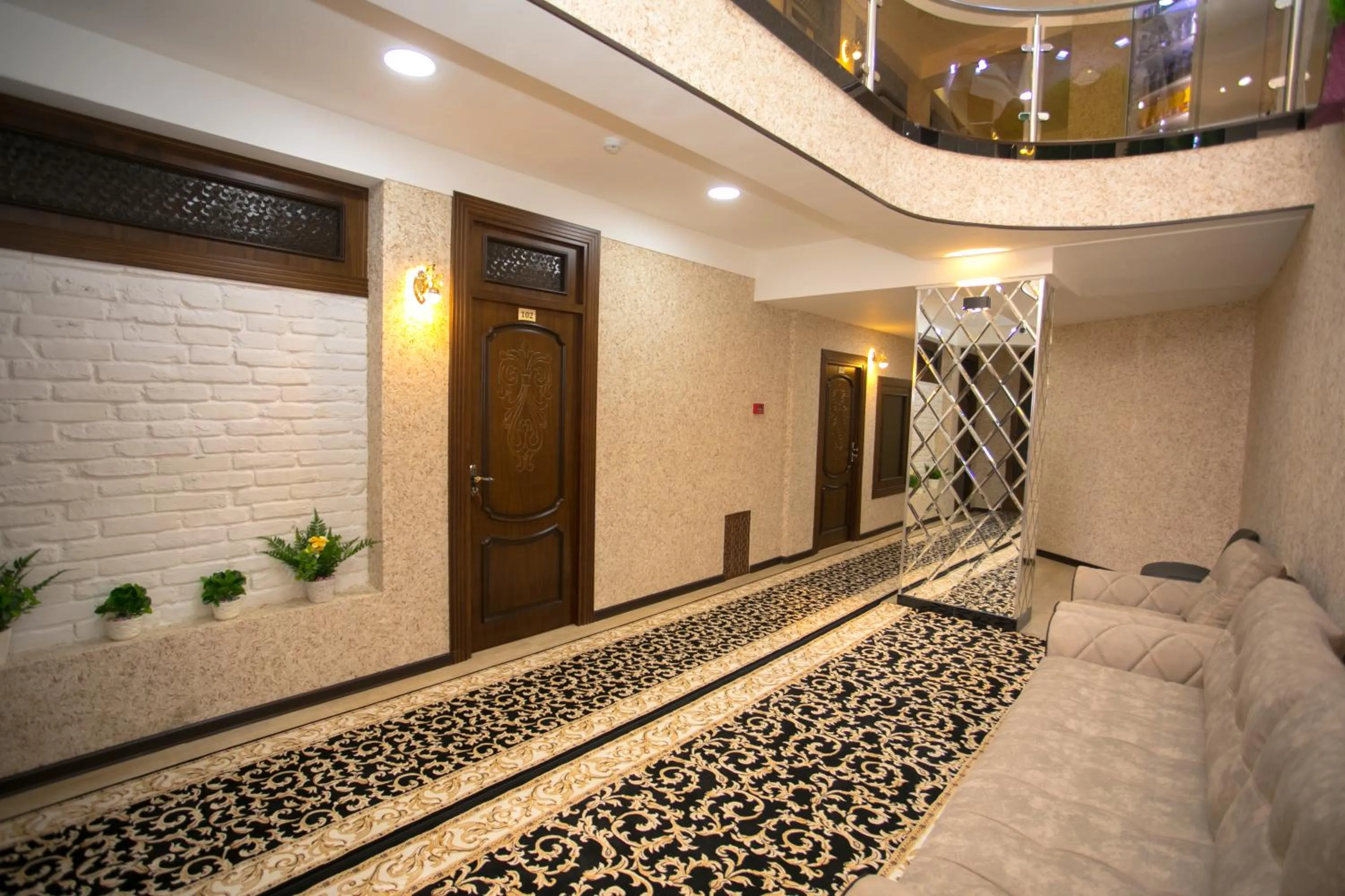 Lobby or reception in Niso