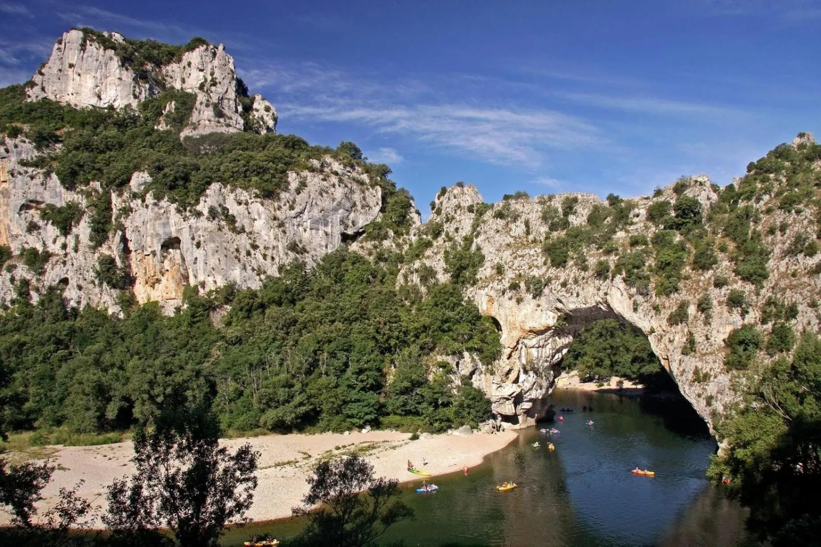 le rocher de Sampzon