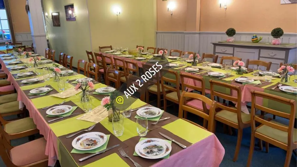 Hôtel Restaurant Aux Deux Roses