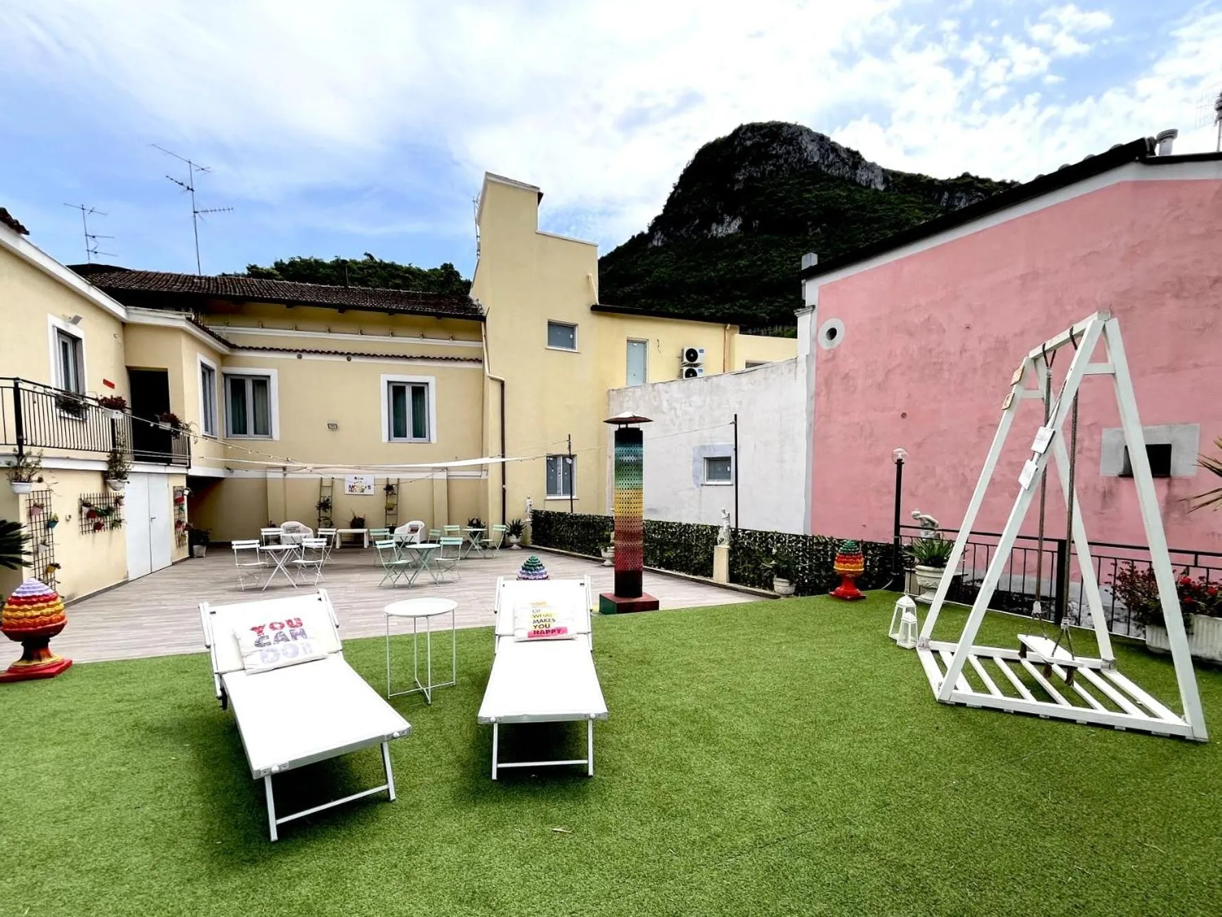 Property building in Mira Vietri