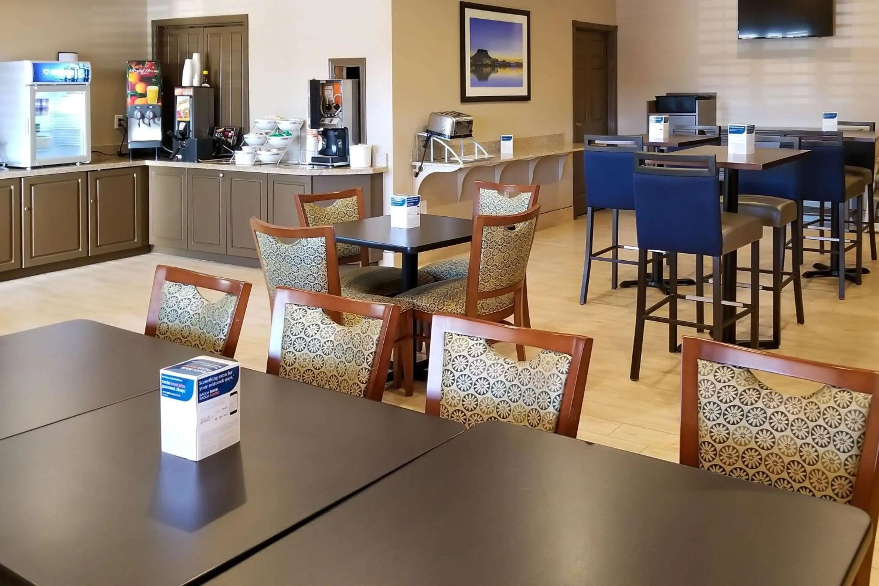 Restaurant/places to eat in Comfort Inn & Suites Tempe Phoenix Sky Harbor Airport