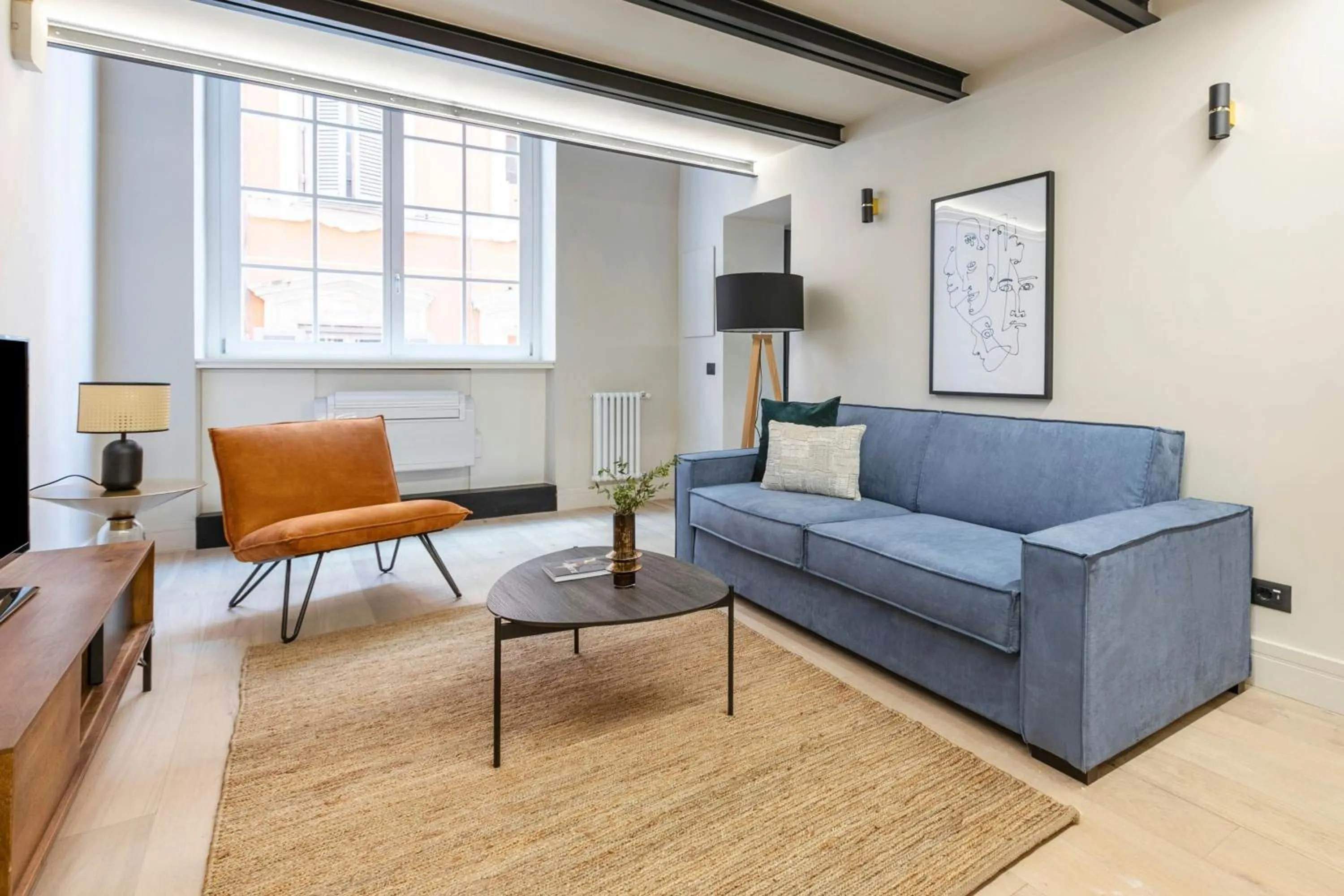 Living room in Sonder by Marriott Bonvoy Trastevere Apartments Piazza Trilussa