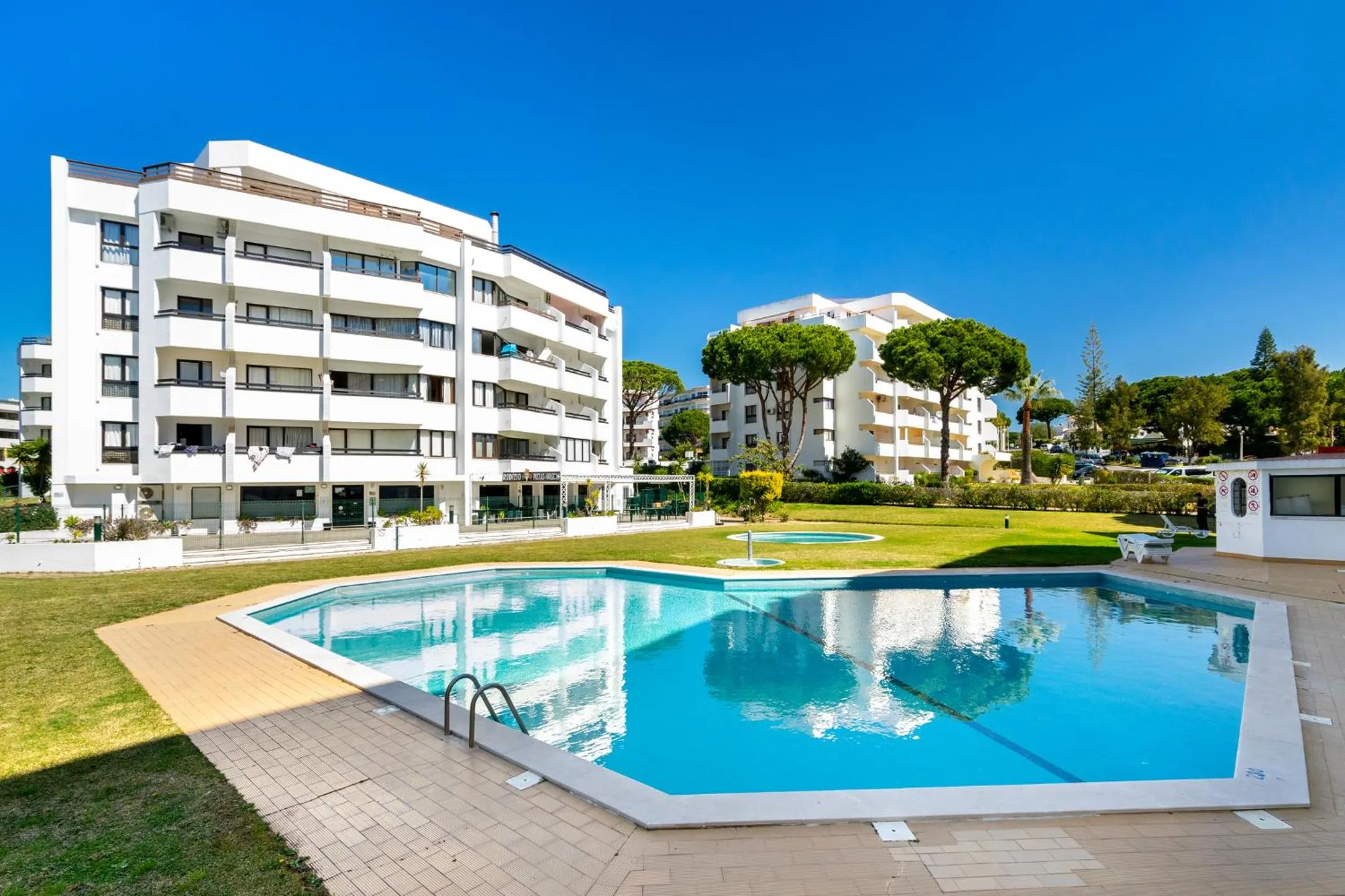 Property building in WHome | Vilamoura Sunny Apartment