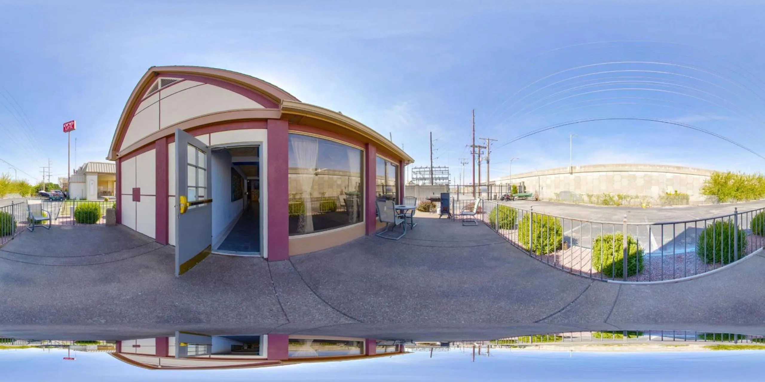 Facade/entrance in One life studio and suites