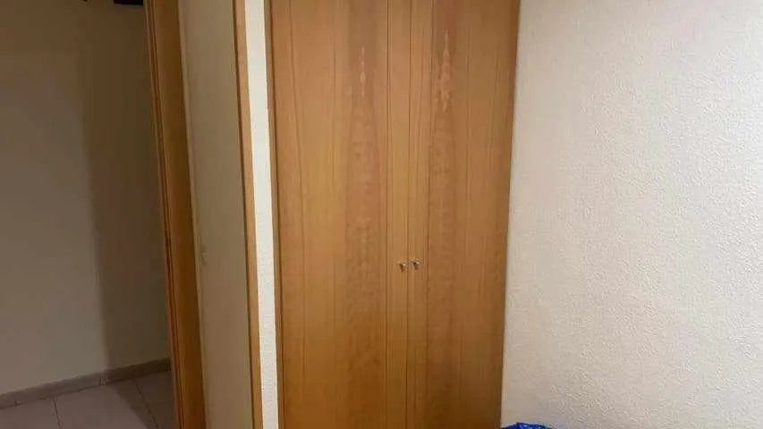 wardrobe in Residencia 12 OCTUBRE