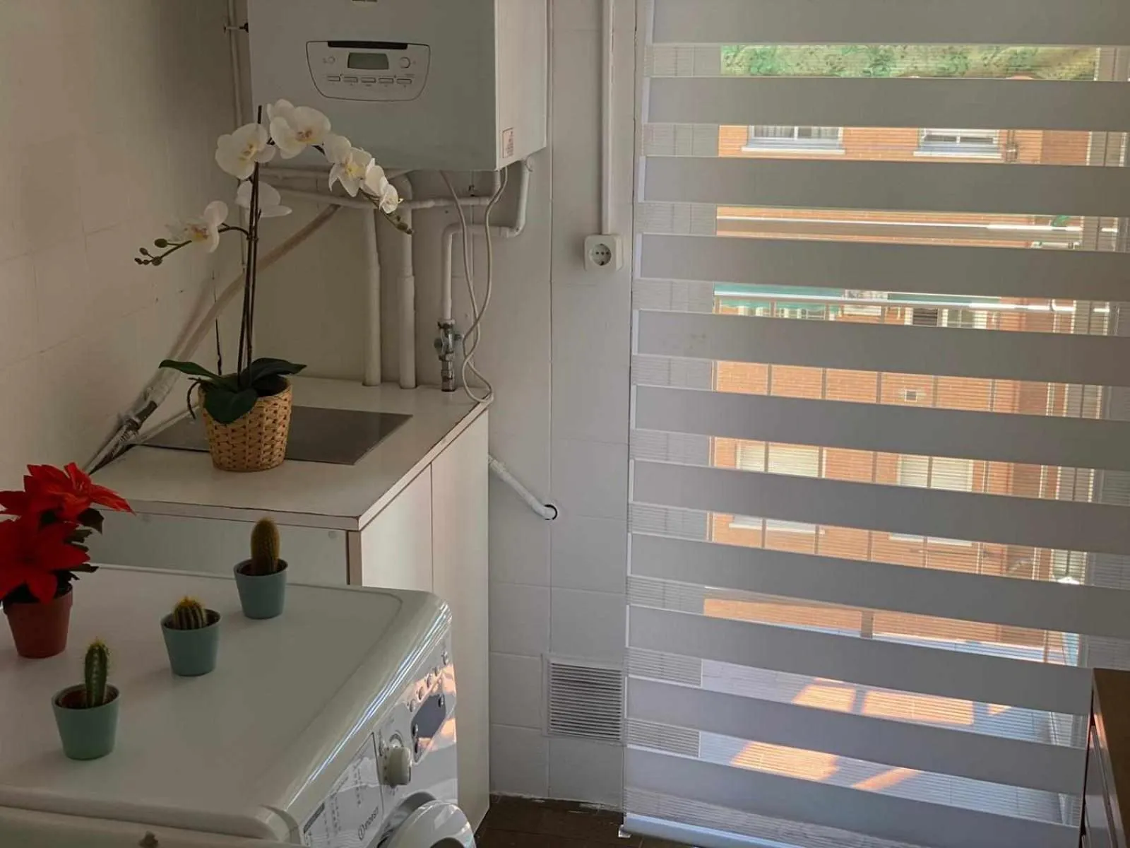 washing machine in Residencia 12 OCTUBRE